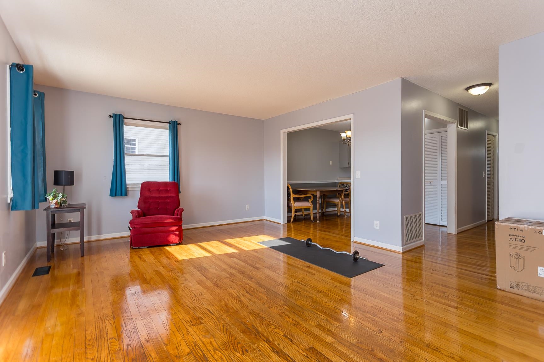 302 S DOGWOOD DR Unit: c