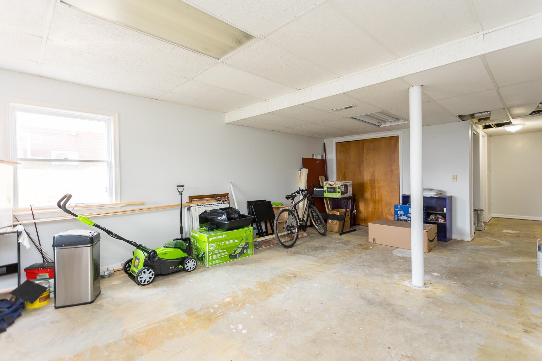 302 S DOGWOOD DR Unit: c