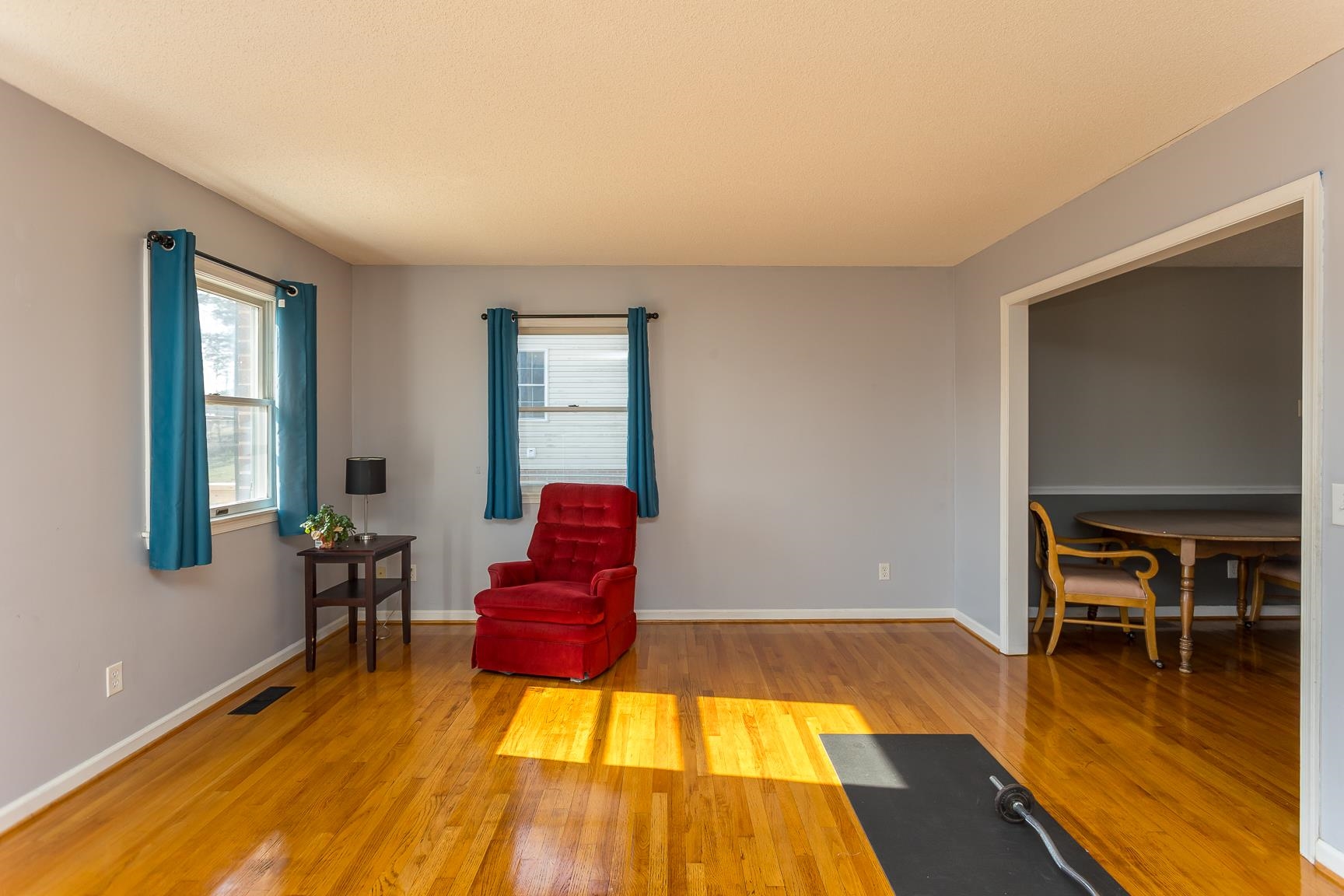 302 S DOGWOOD DR Unit: c