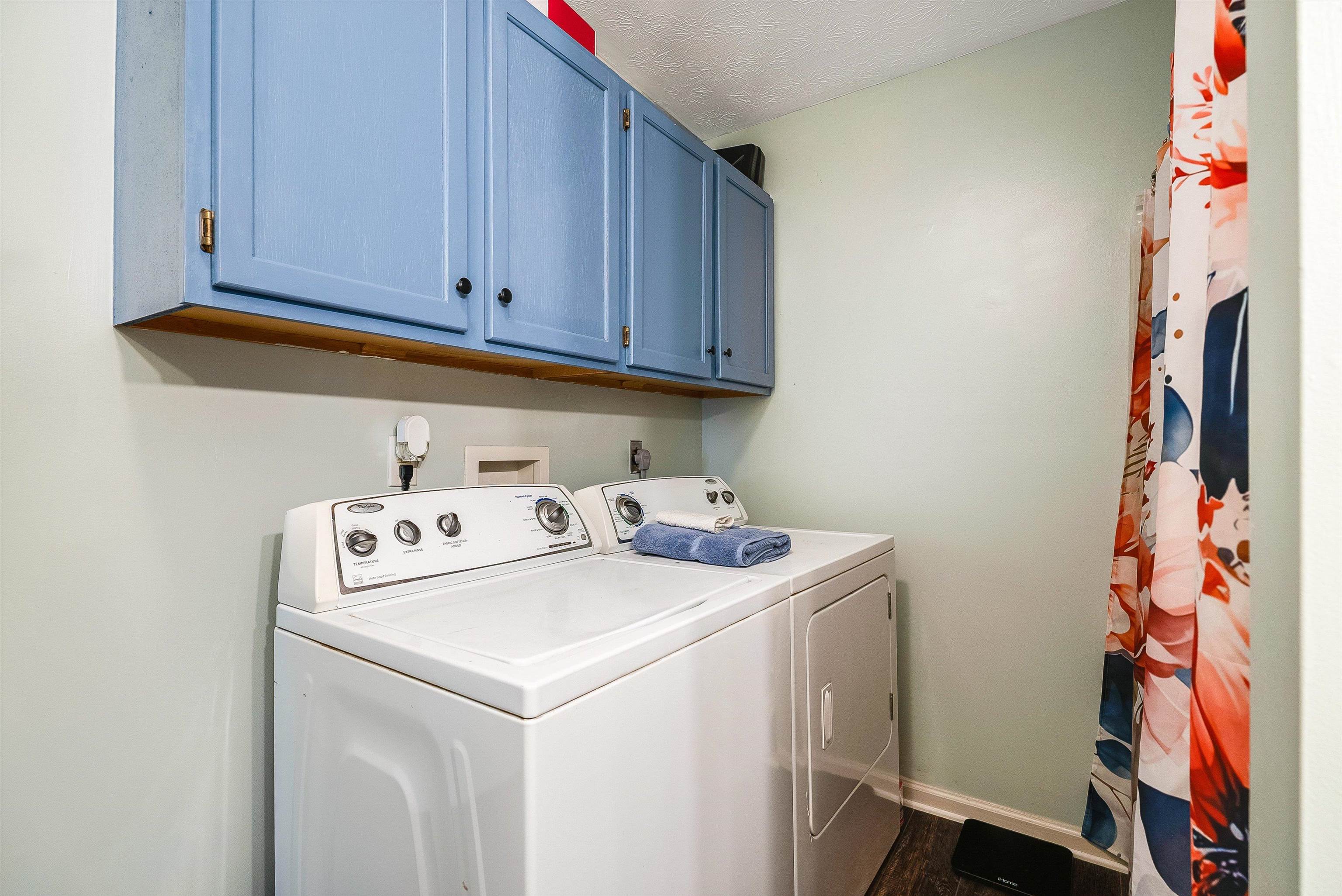 8660 LACEY HEIGHTS AVE