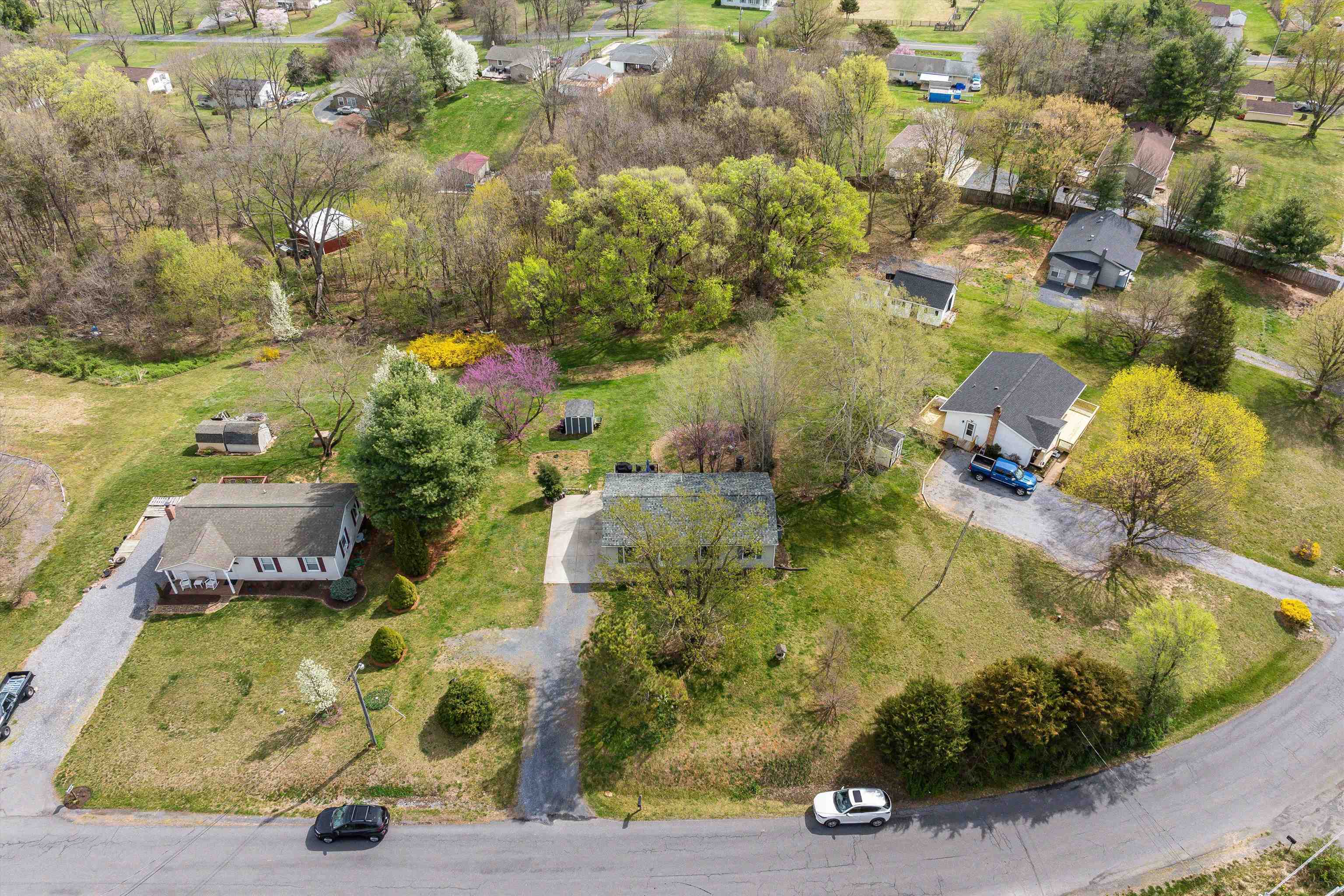 8660 LACEY HEIGHTS AVE