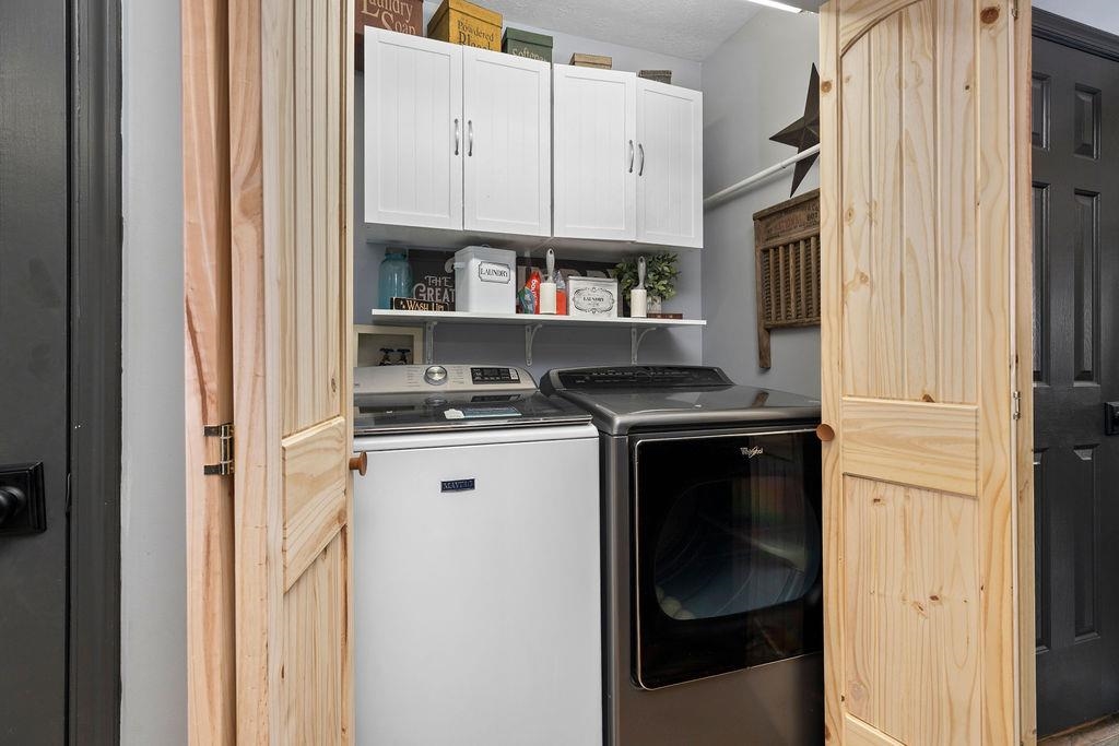 1294 VICTORIAN VILLAGE DR