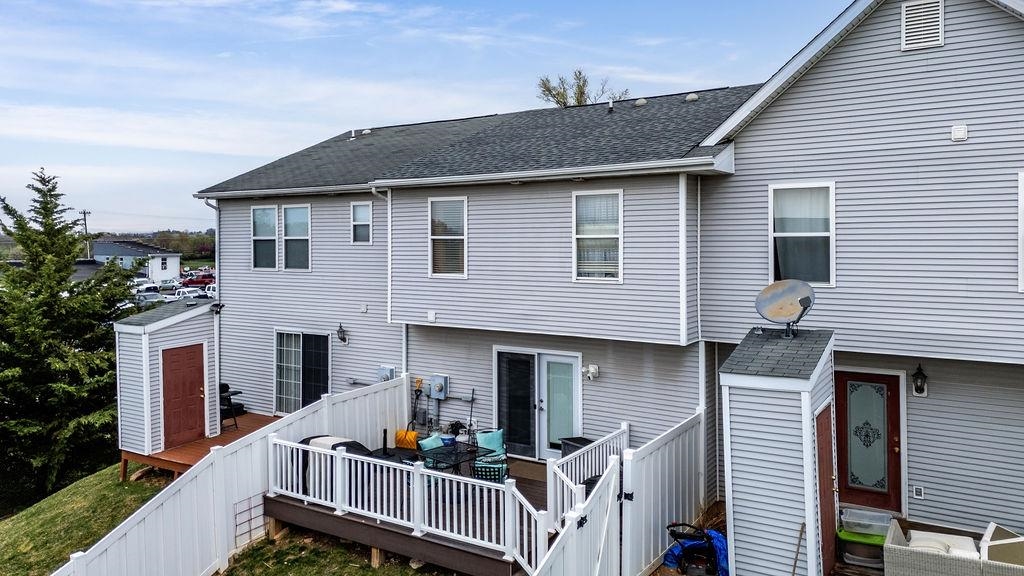 1294 VICTORIAN VILLAGE DR