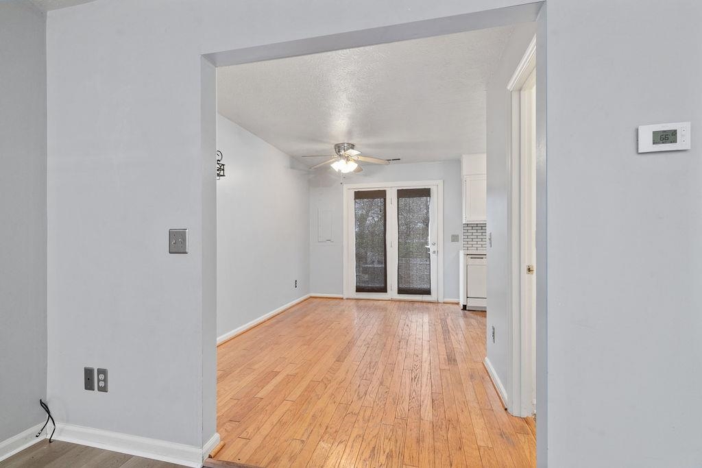 908 VINE ST