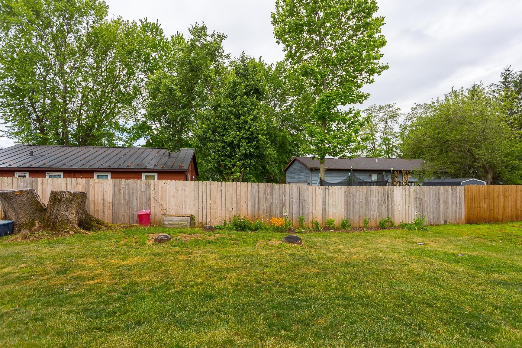 321 EMERSON LN