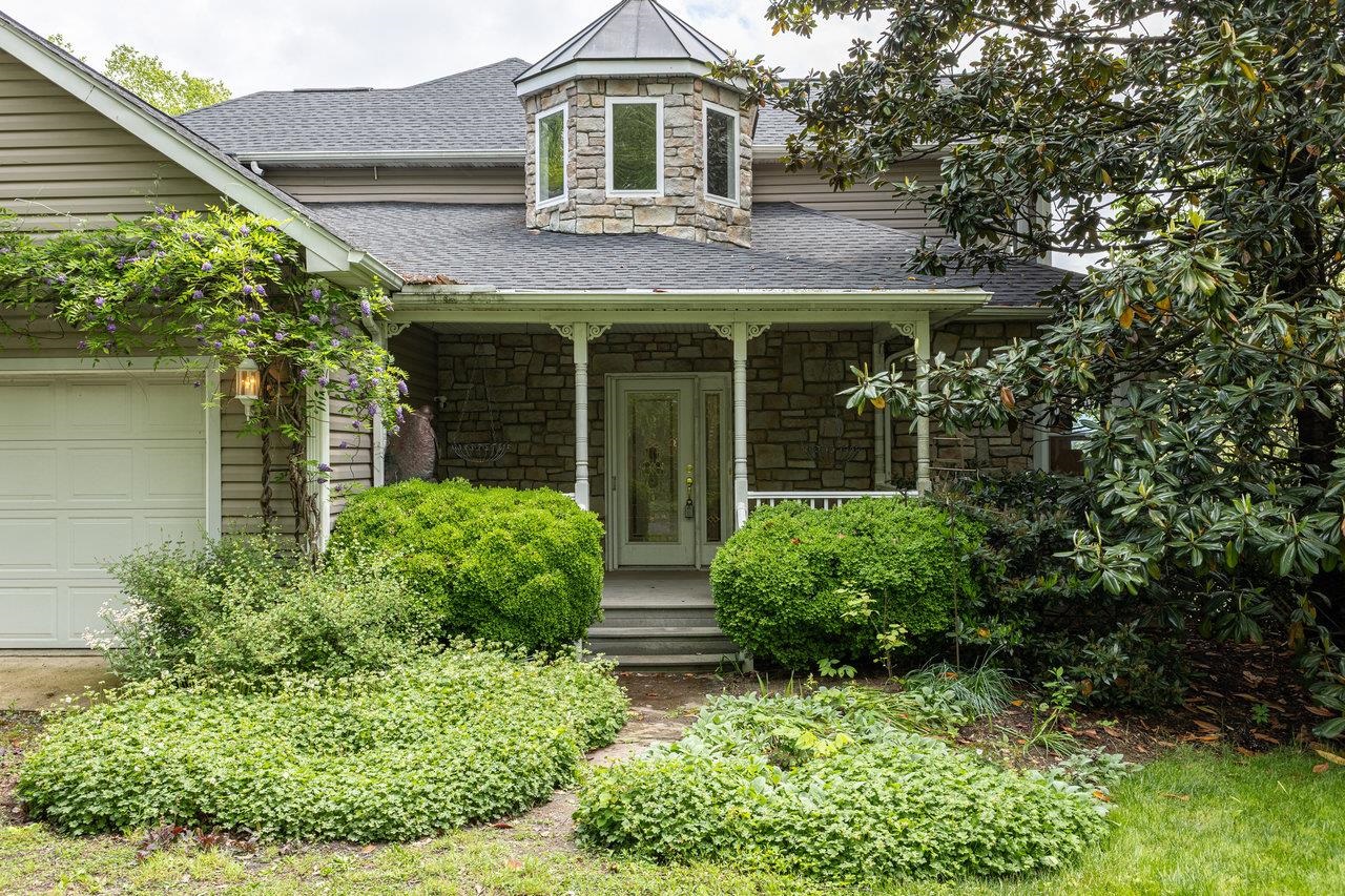 135 MEAGANS RUN RD