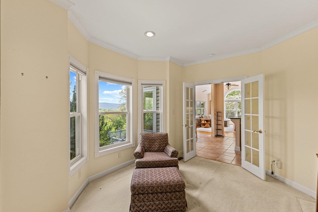 135 MEAGANS RUN RD
