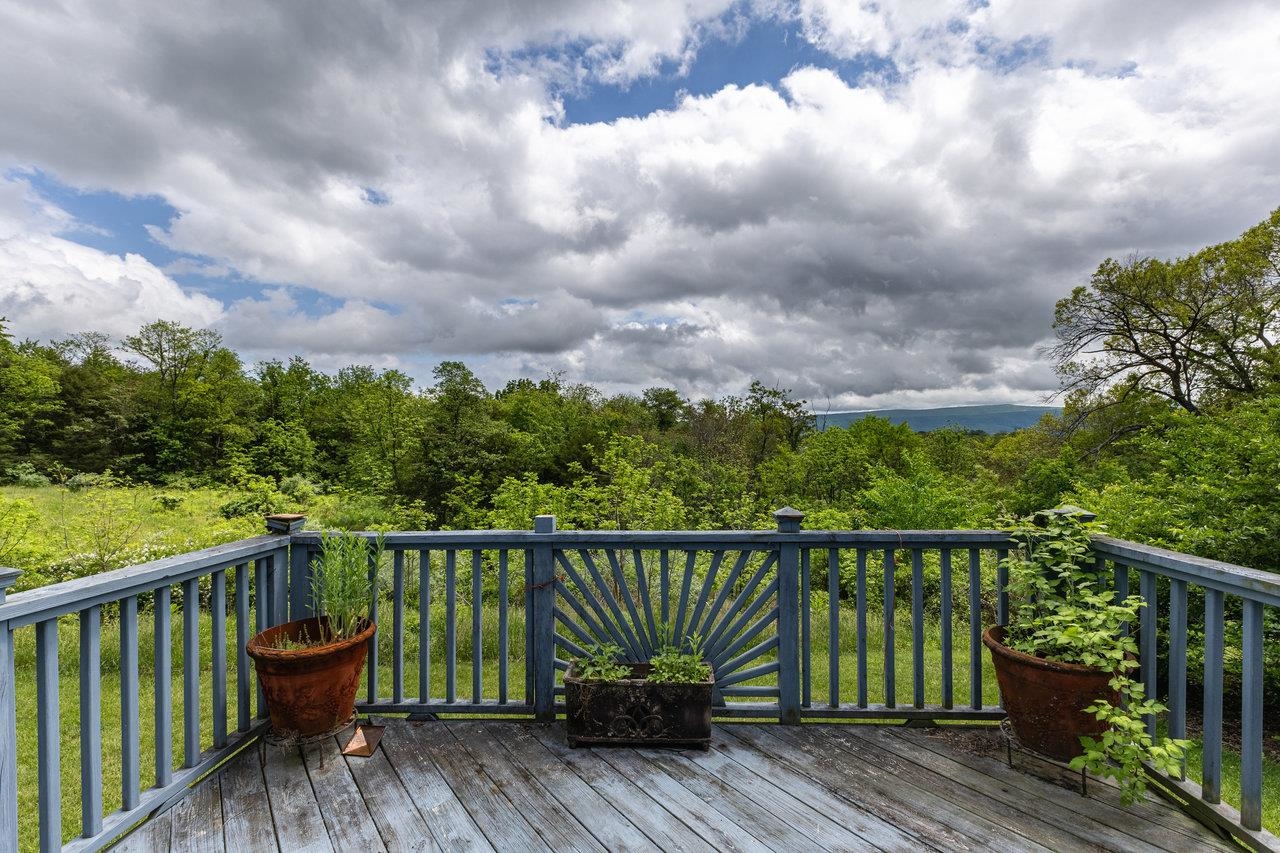 135 MEAGANS RUN RD