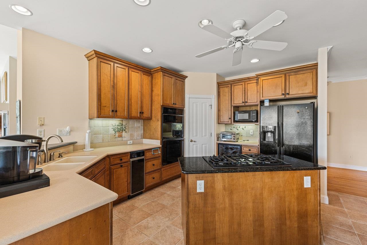 135 MEAGANS RUN RD