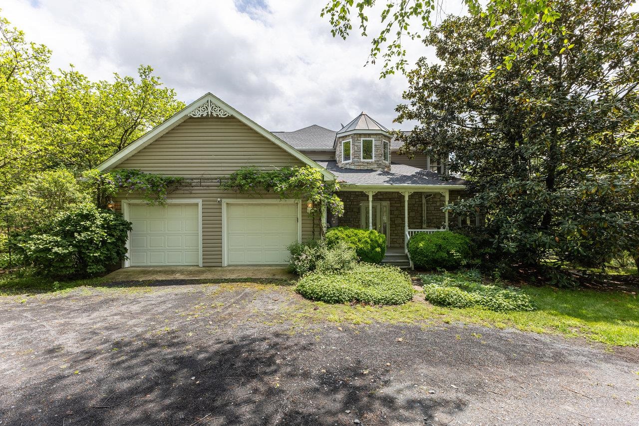 135 MEAGANS RUN RD