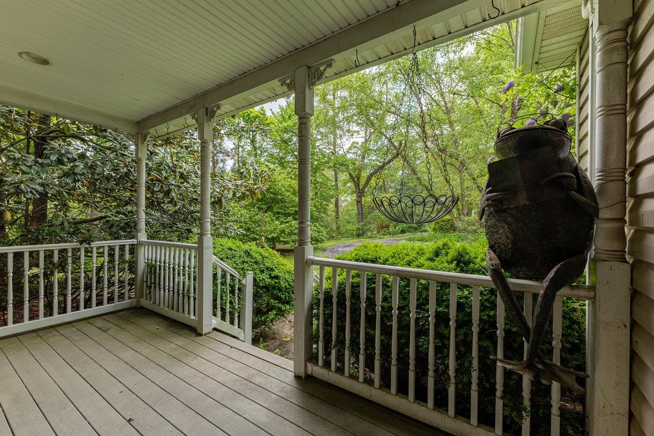 135 MEAGANS RUN RD
