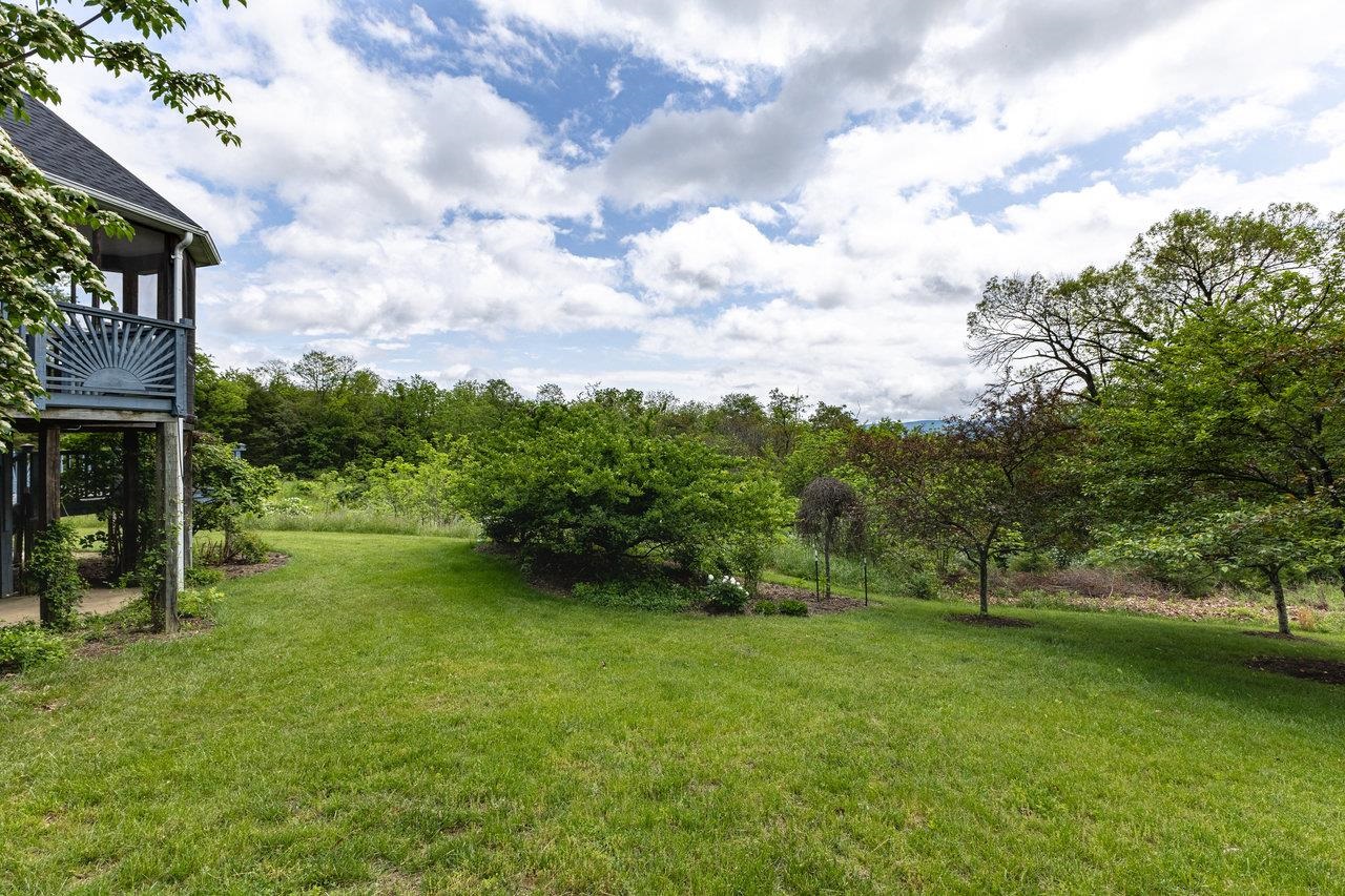 135 MEAGANS RUN RD