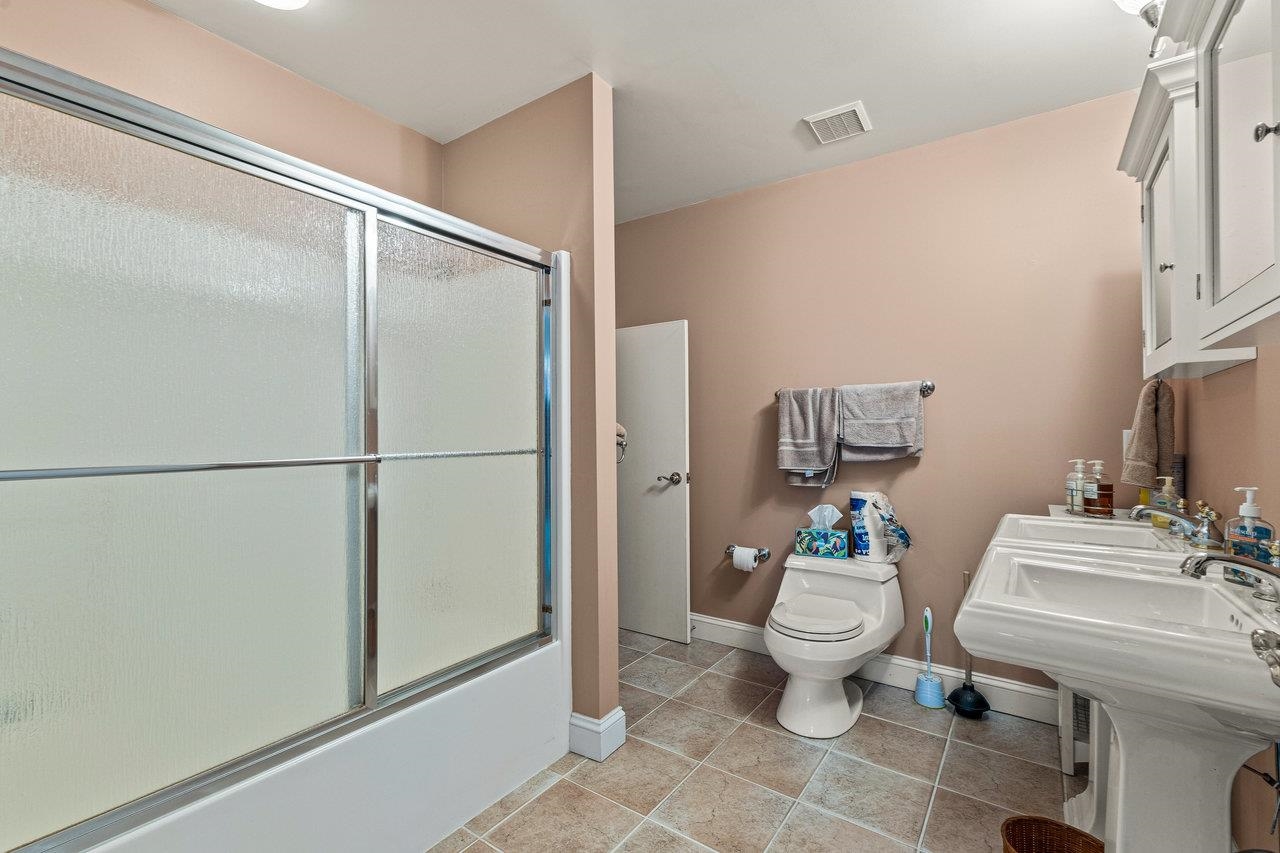 135 MEAGANS RUN RD