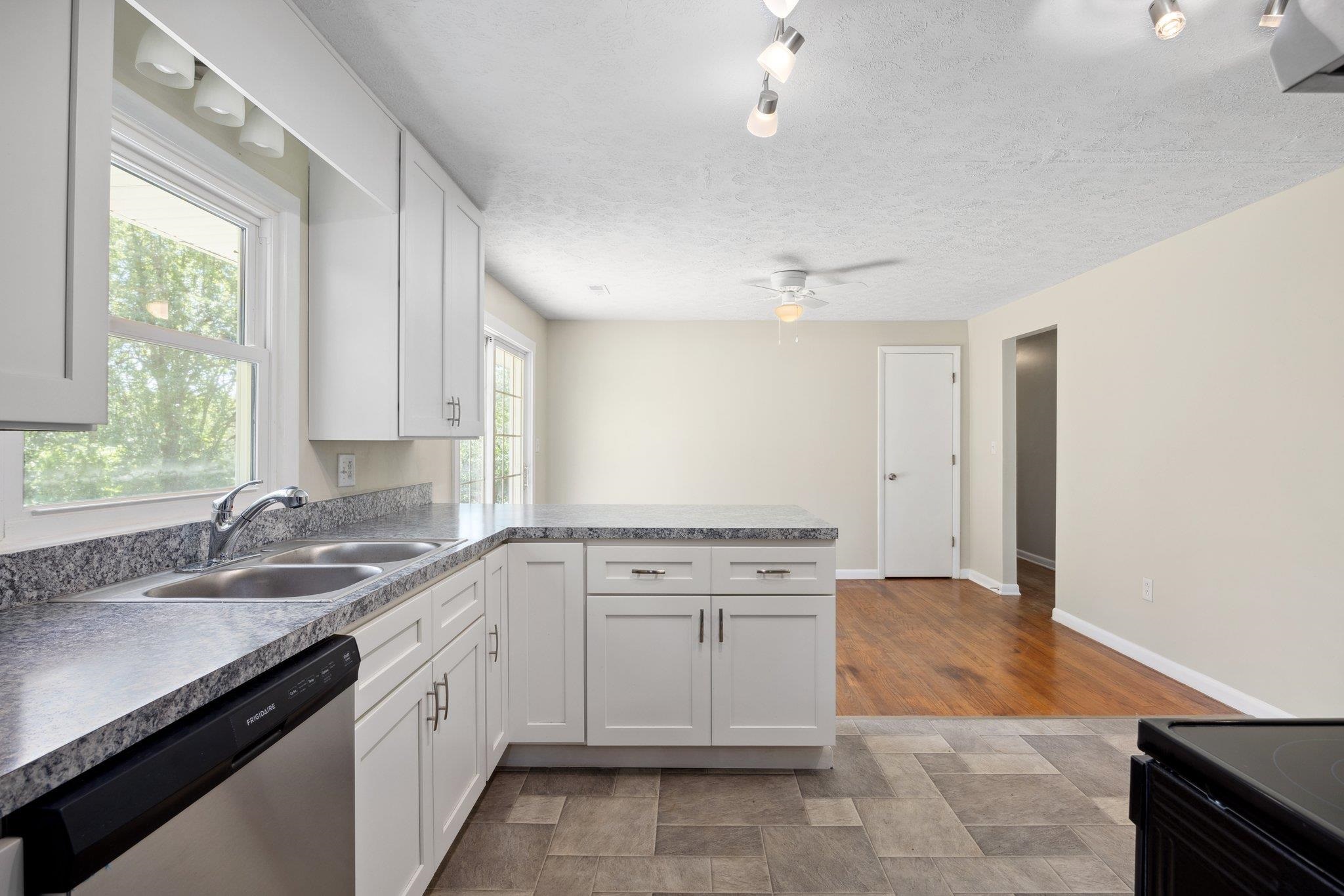 10 IMBODEN RD