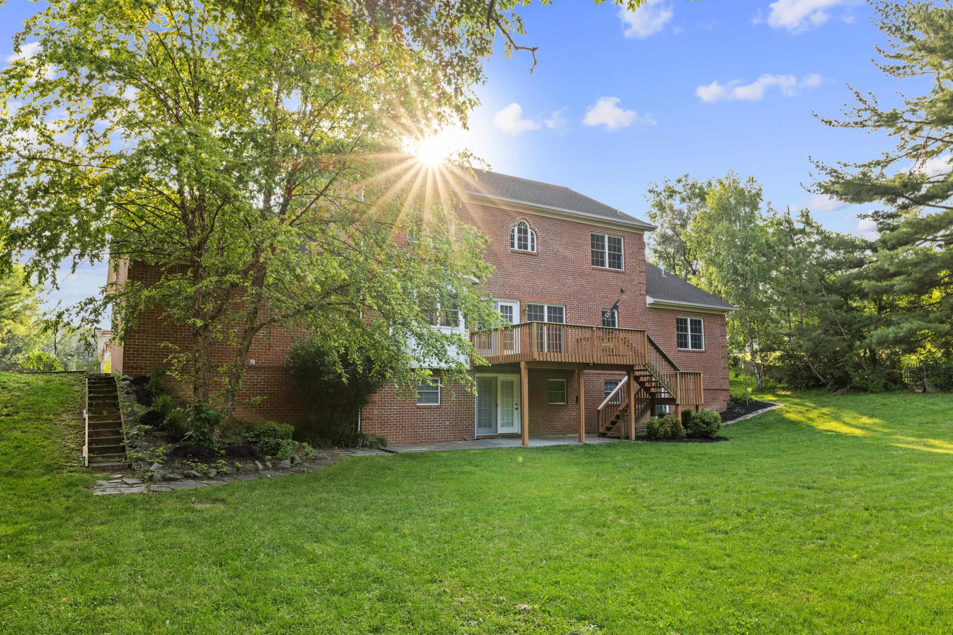 580 MYERS AVE