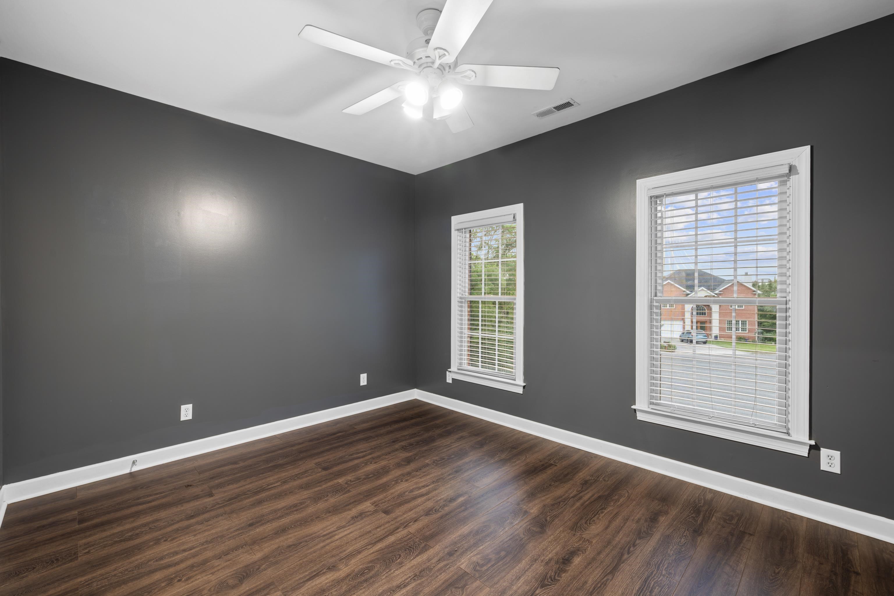 580 MYERS AVE