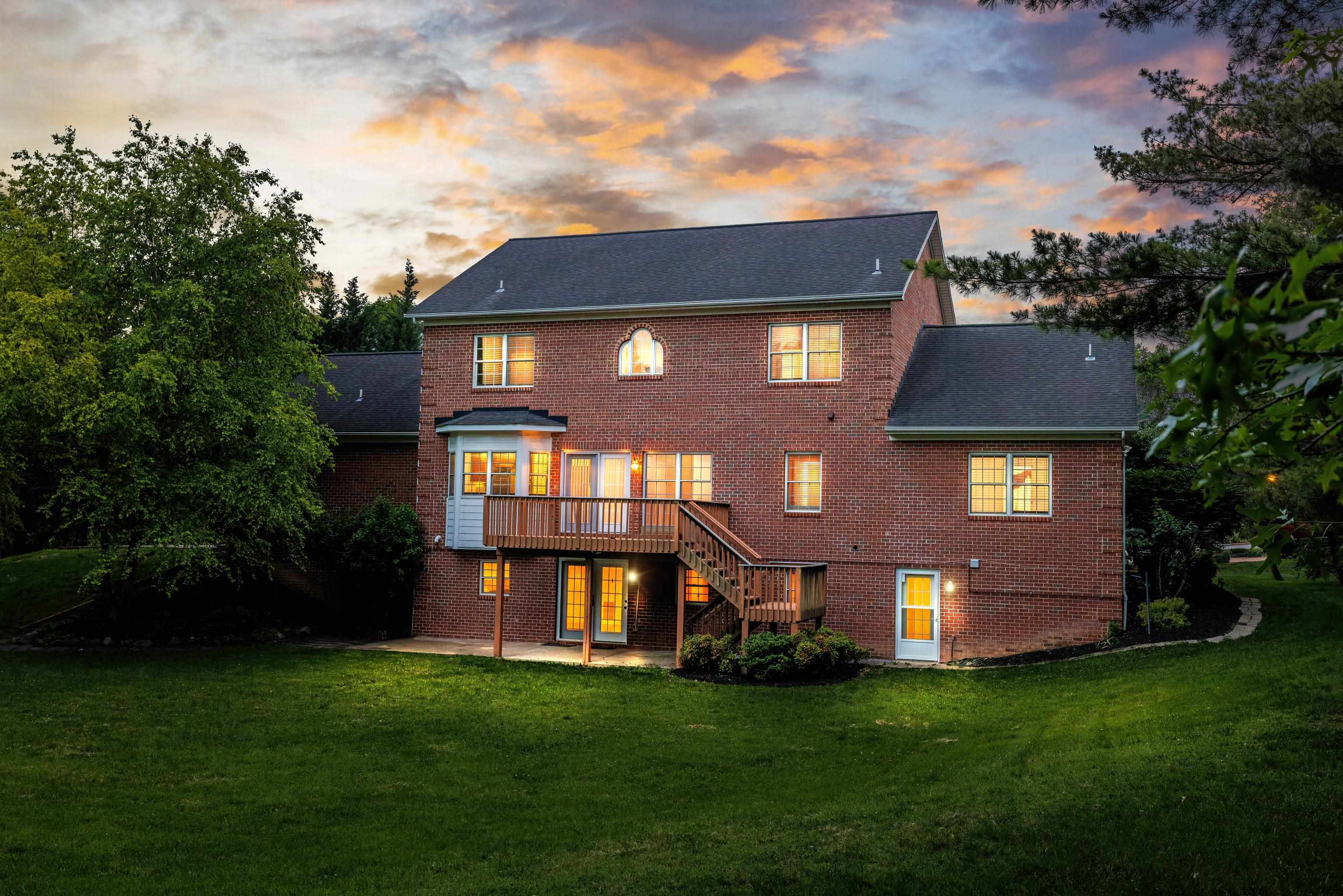 580 MYERS AVE