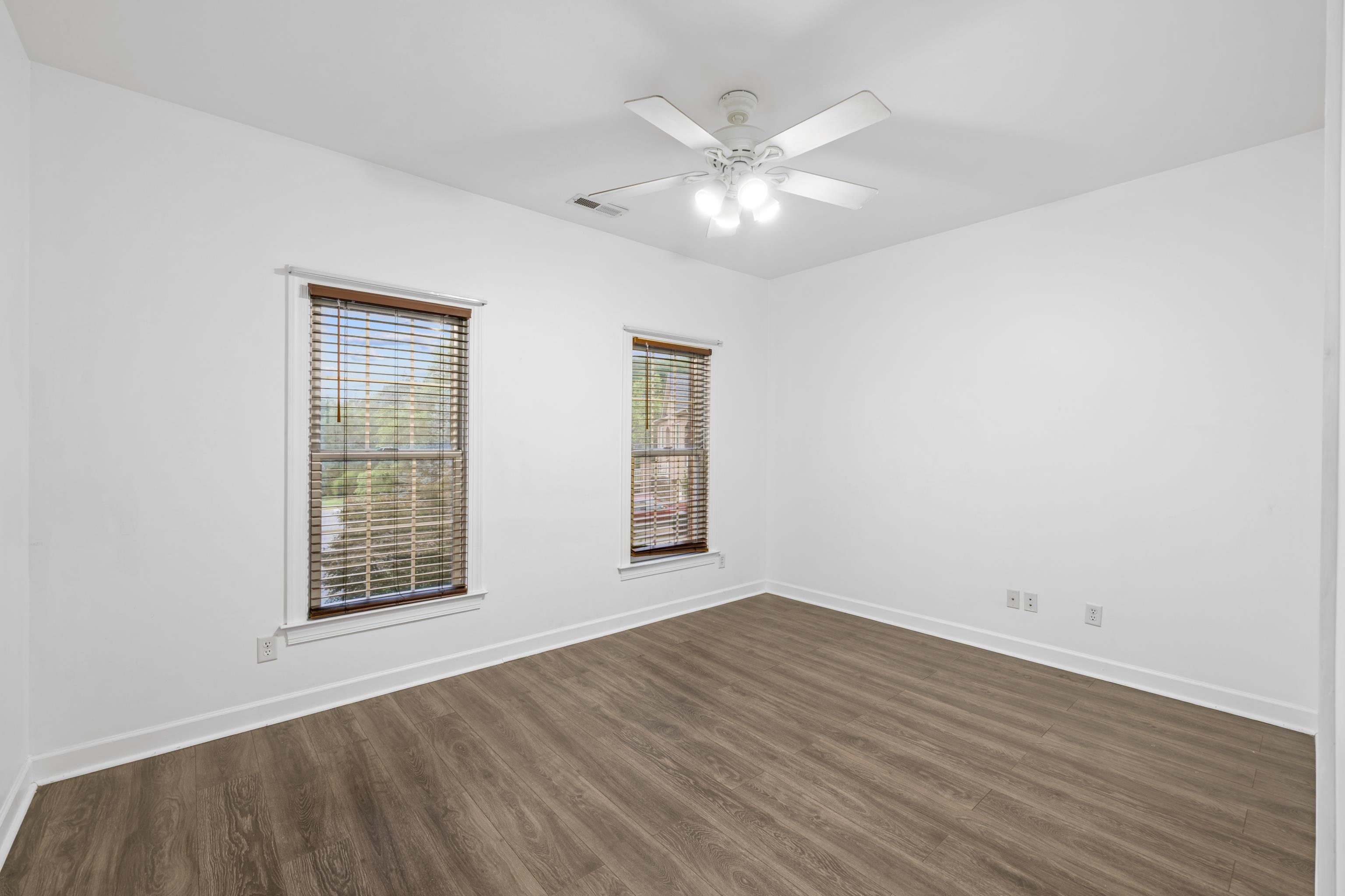 580 MYERS AVE