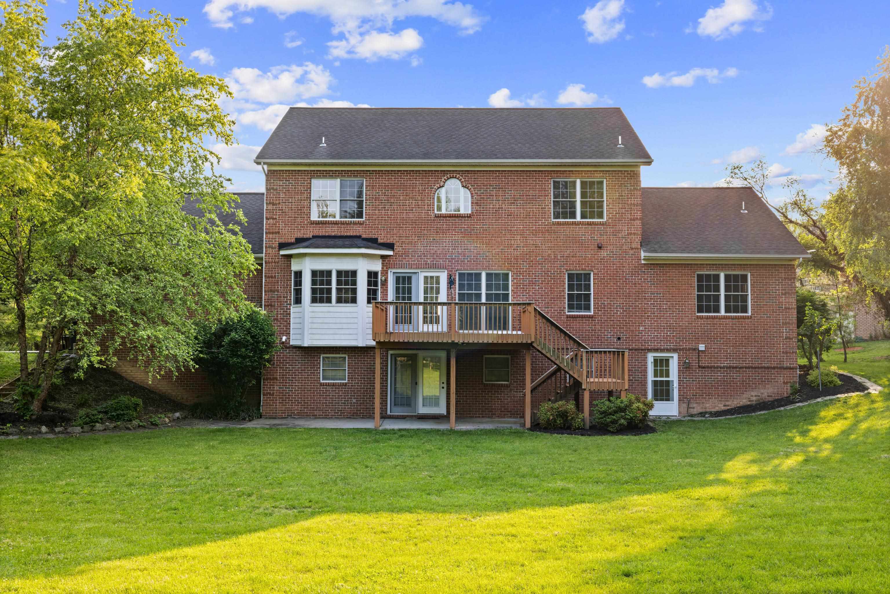 580 MYERS AVE