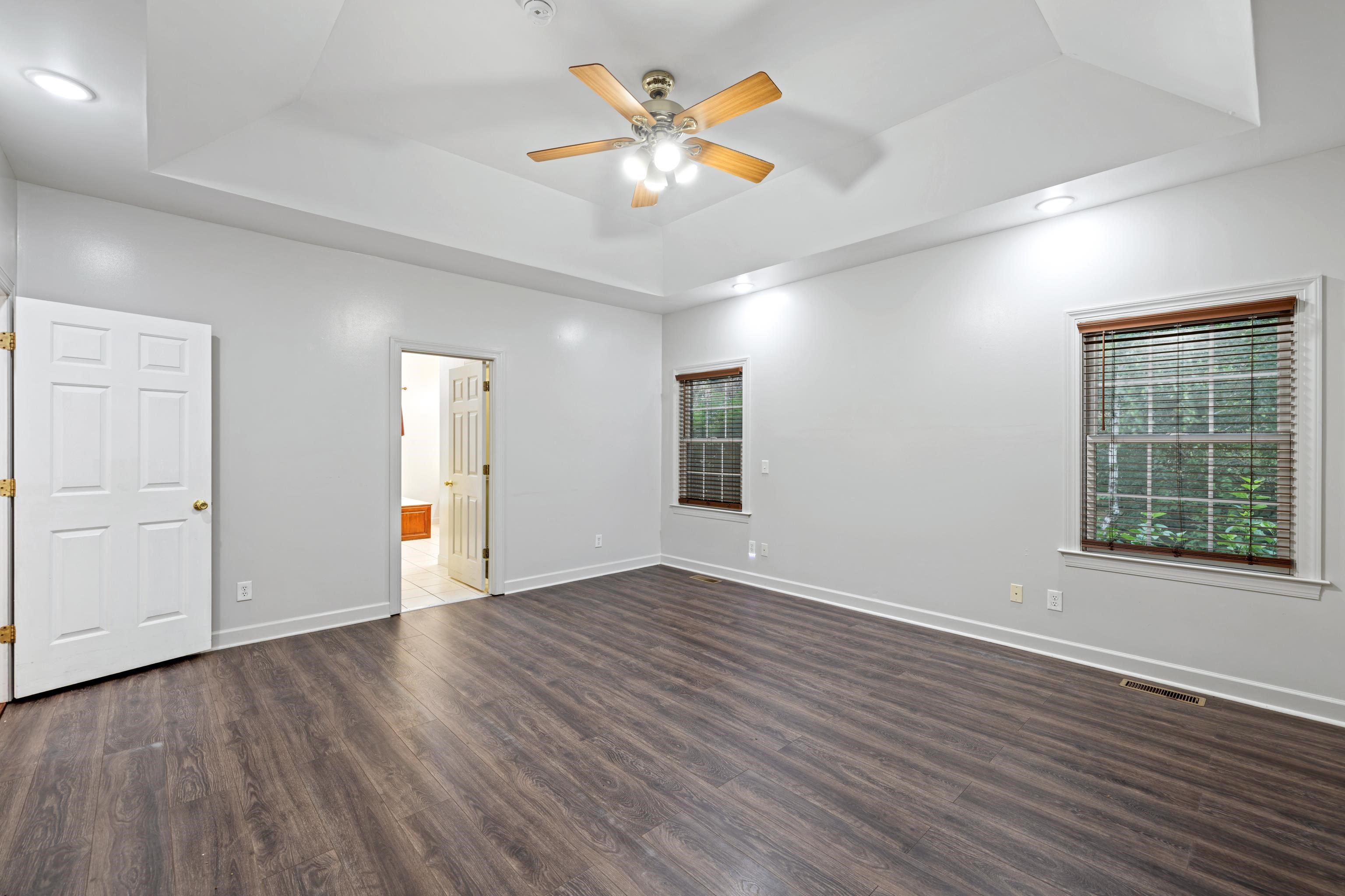 580 MYERS AVE
