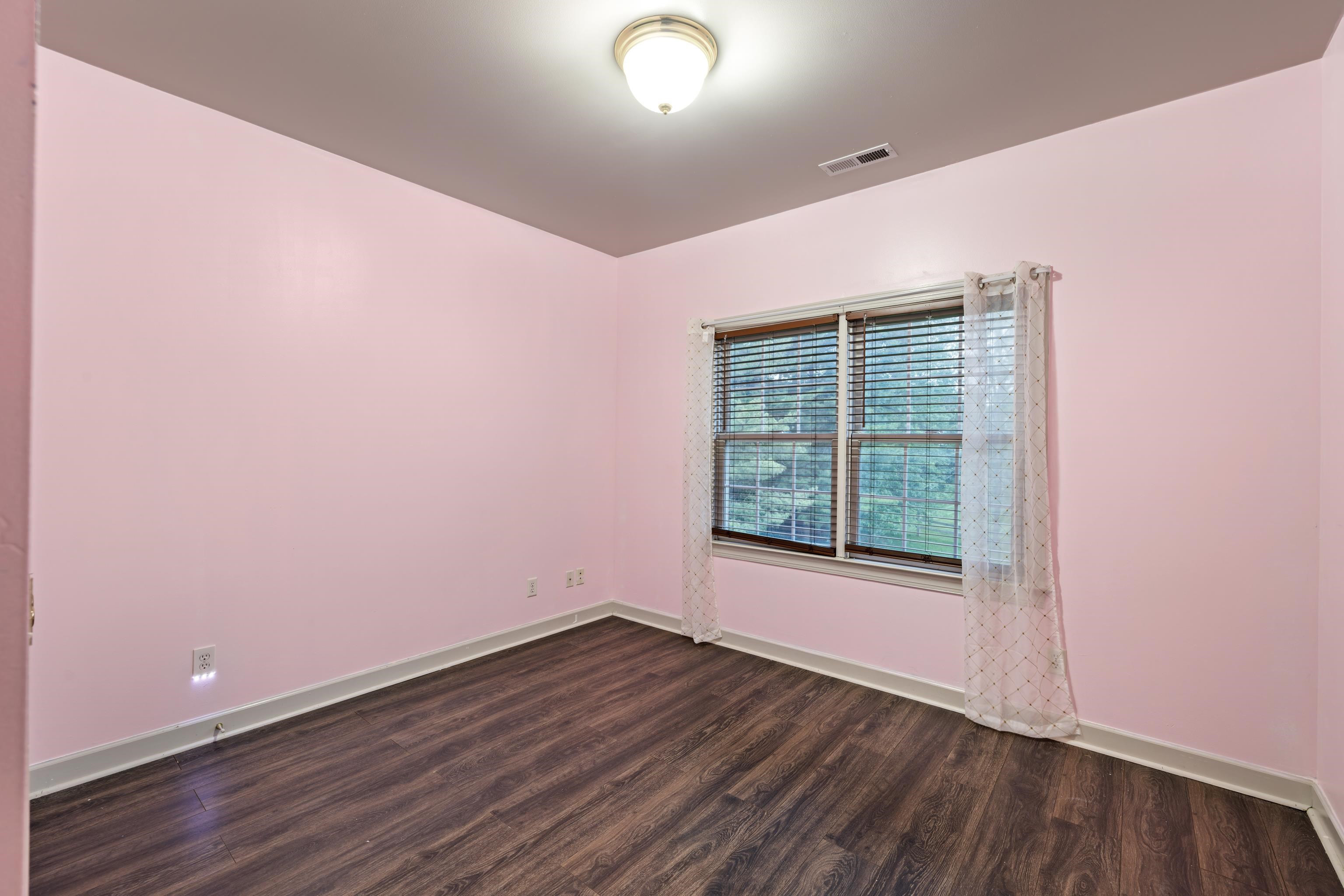 580 MYERS AVE
