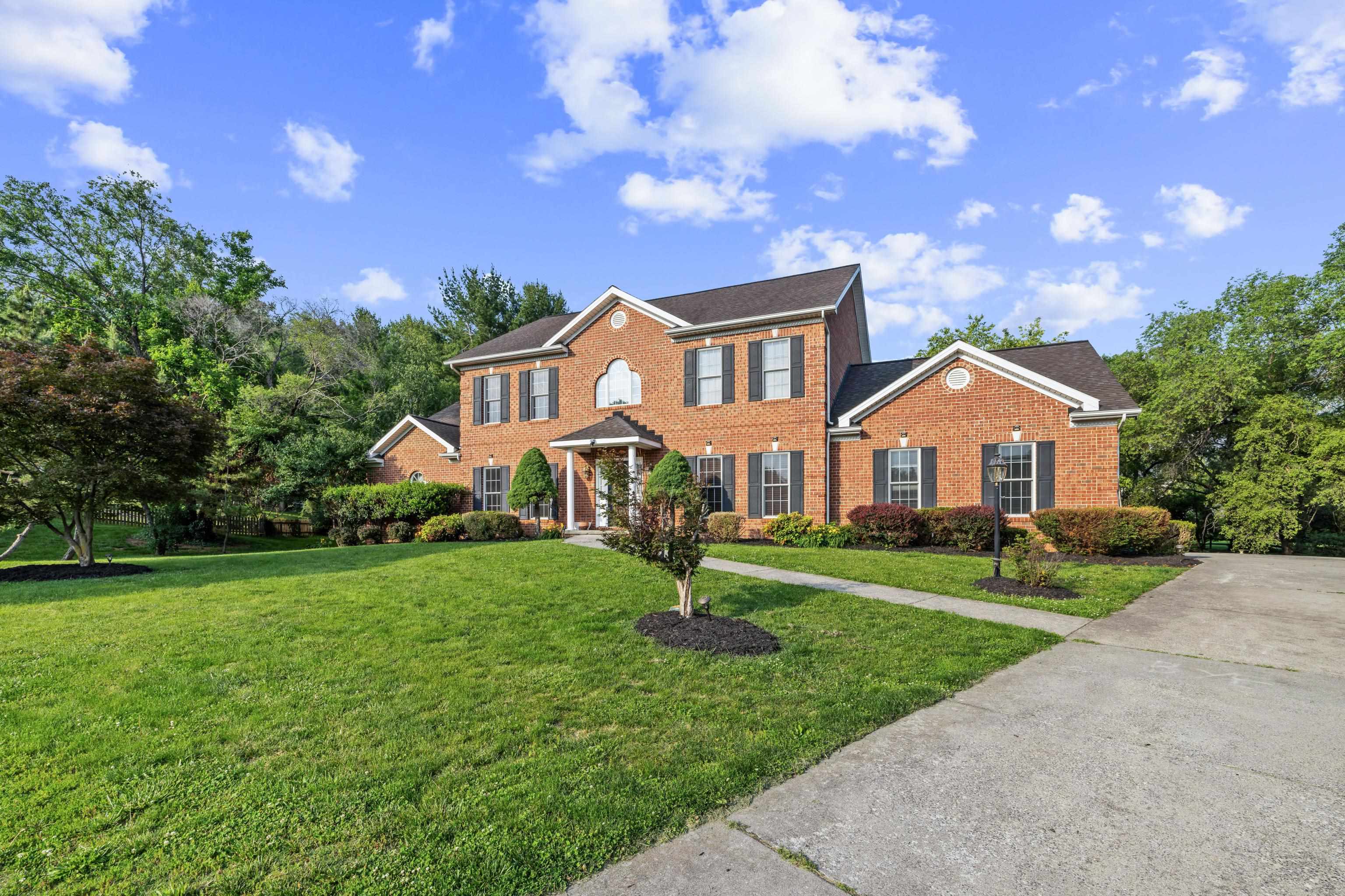 580 MYERS AVE