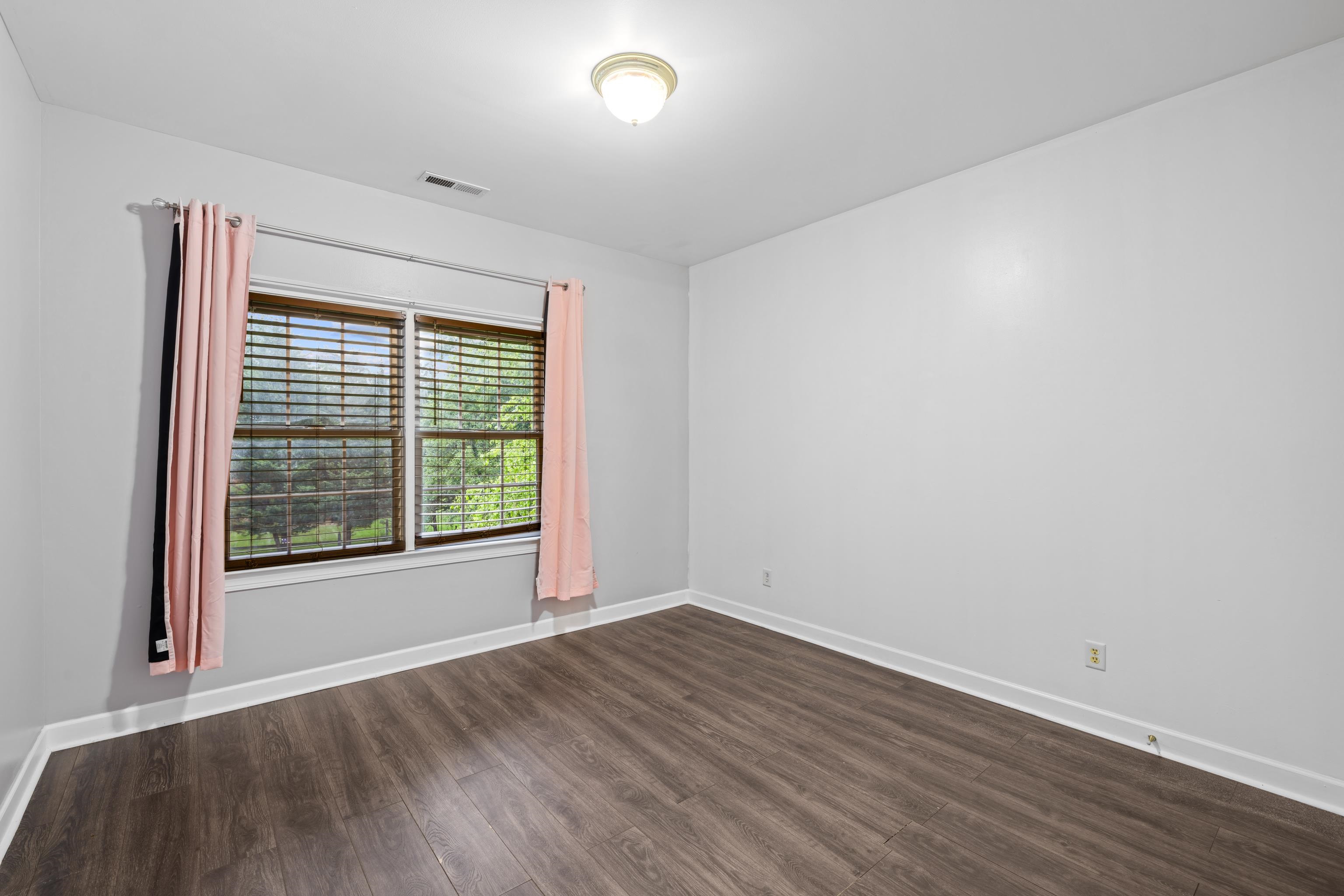 580 MYERS AVE