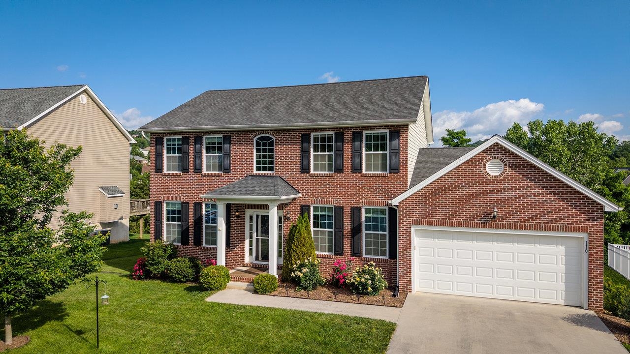 110 JILLIAN LN