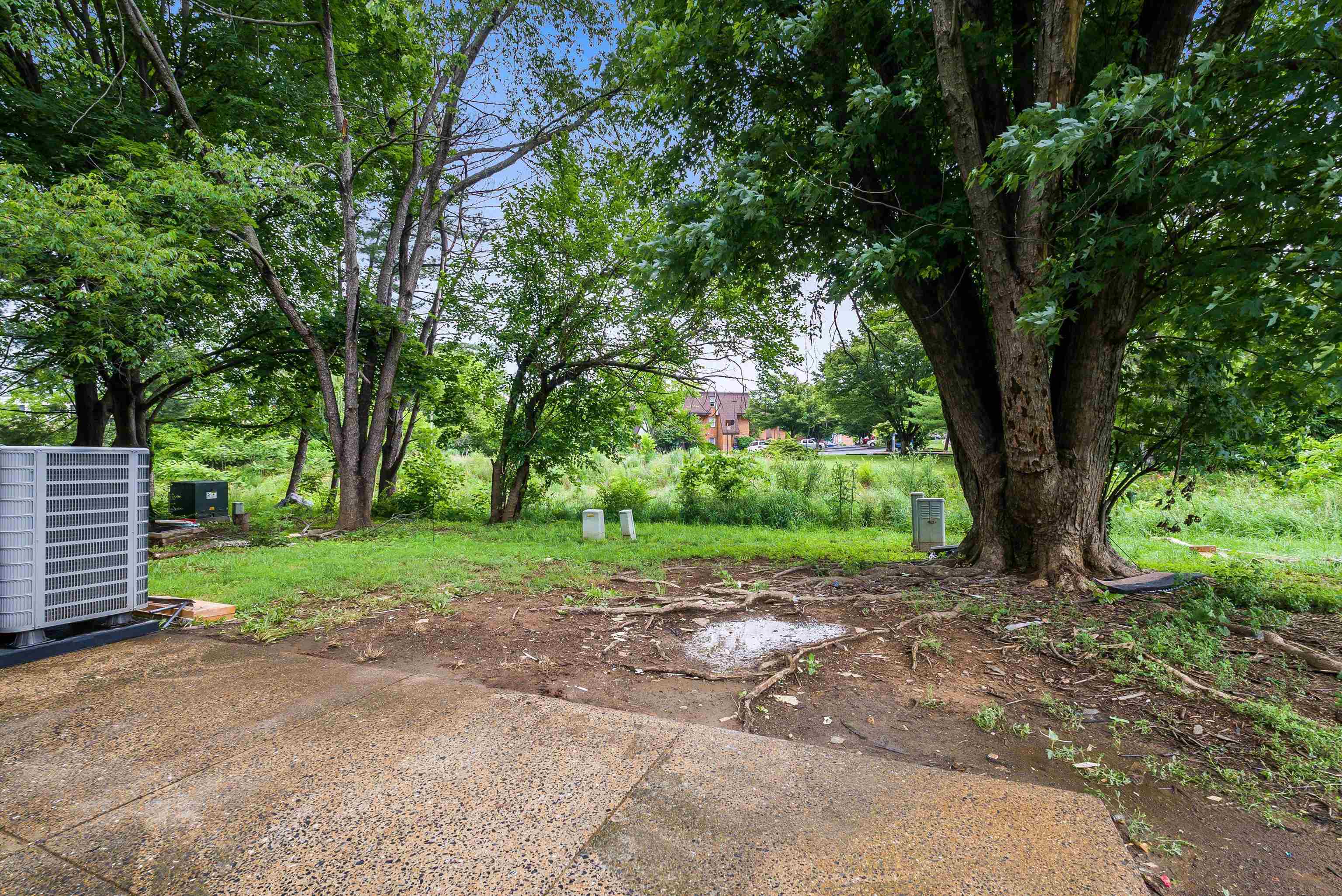 1114 MOUNTAIN VIEW DR