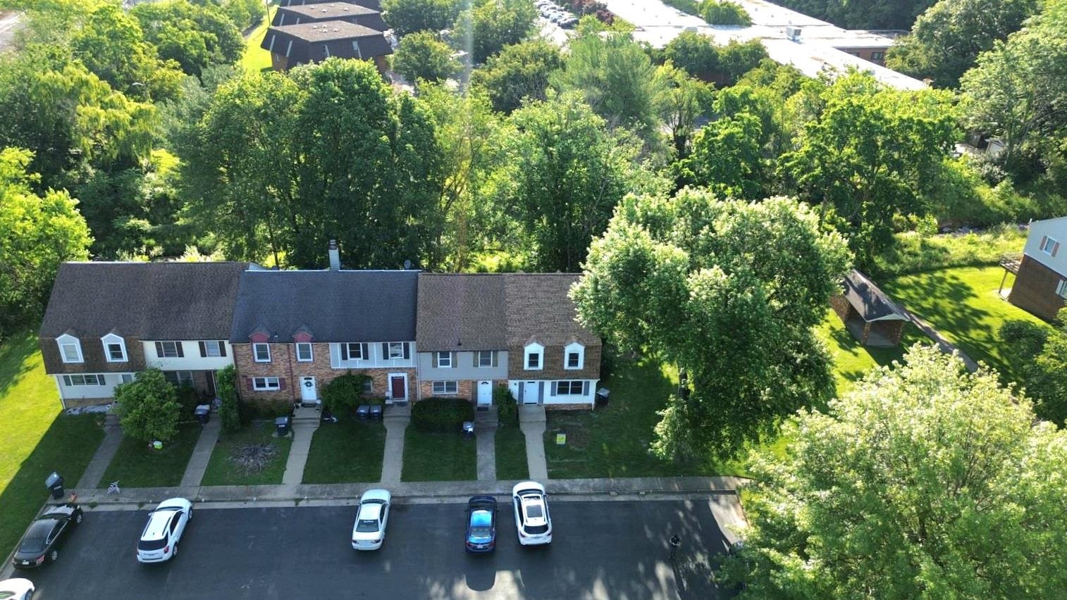 1114 MOUNTAIN VIEW DR