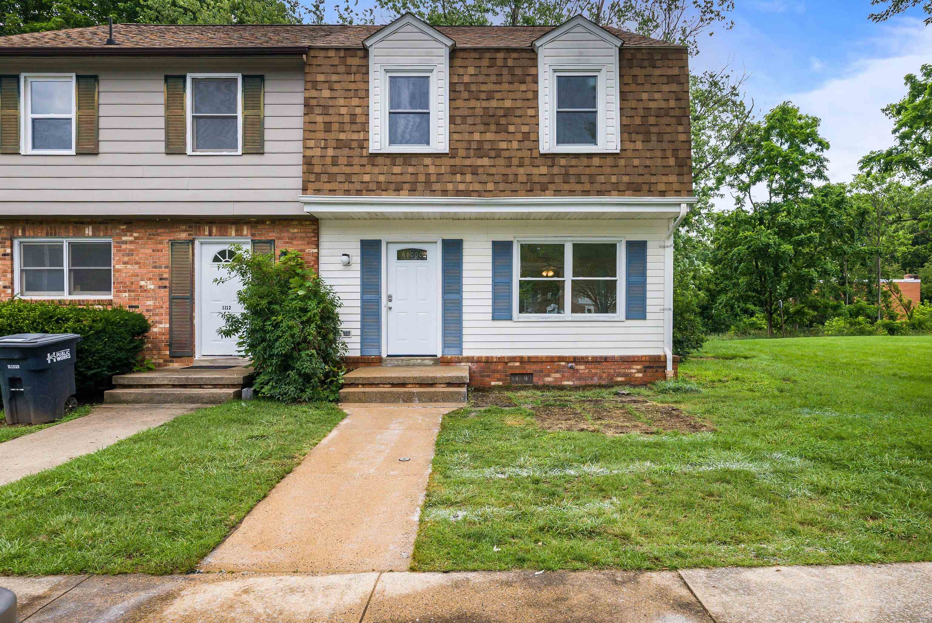 1114 MOUNTAIN VIEW DR