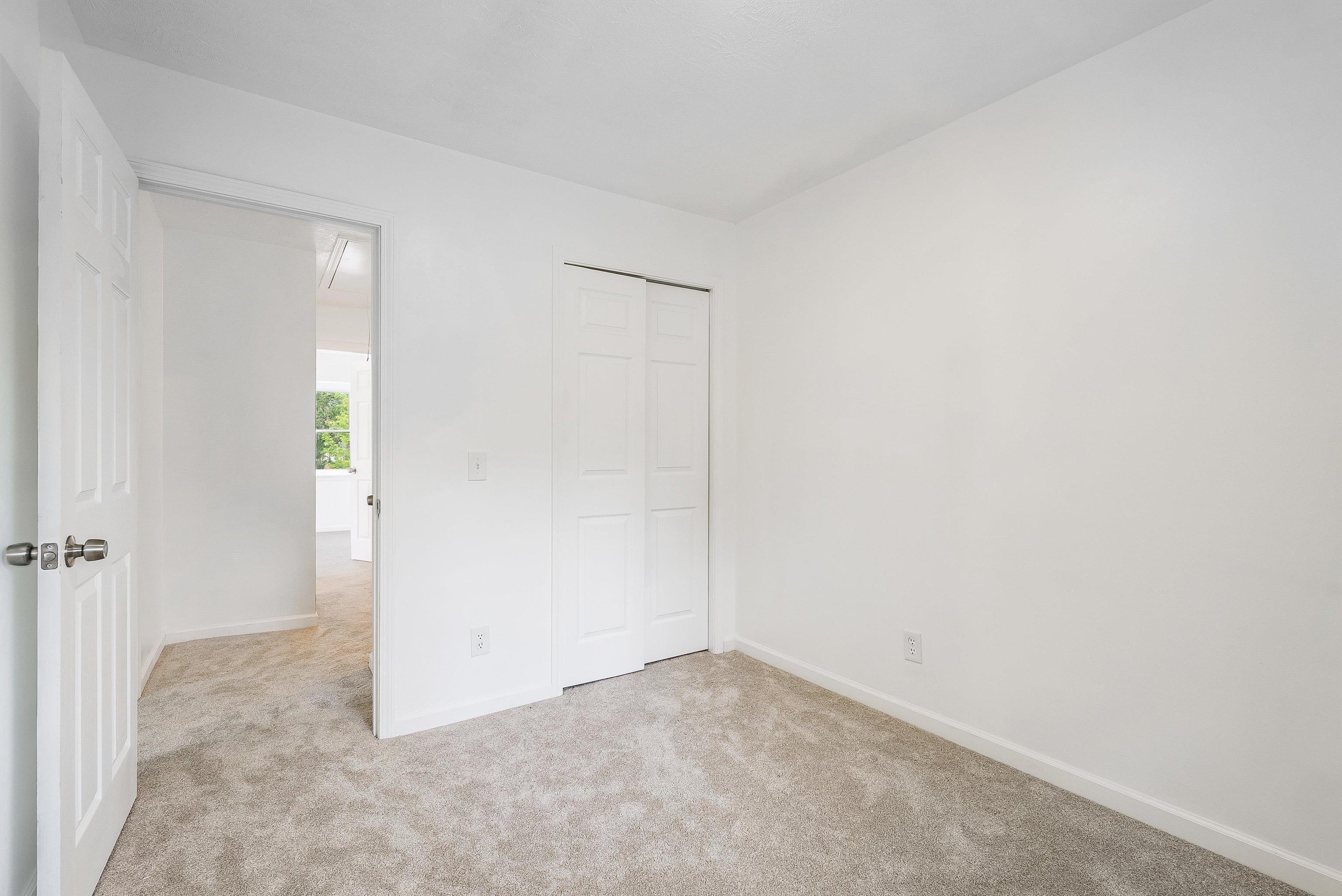 1114 MOUNTAIN VIEW DR