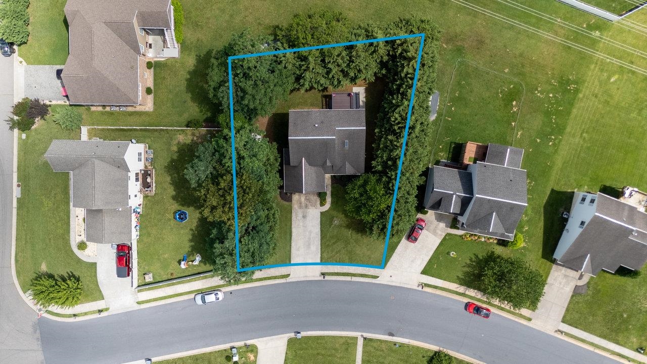 1271 KING EDWARDS WAY