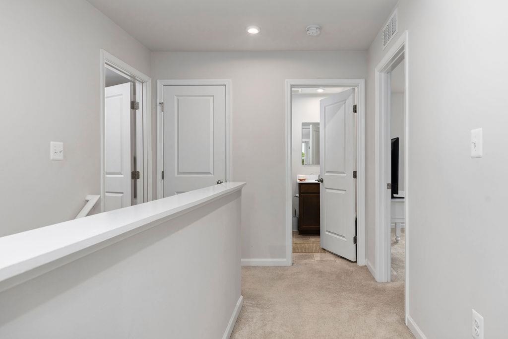 710 GROMMET DR