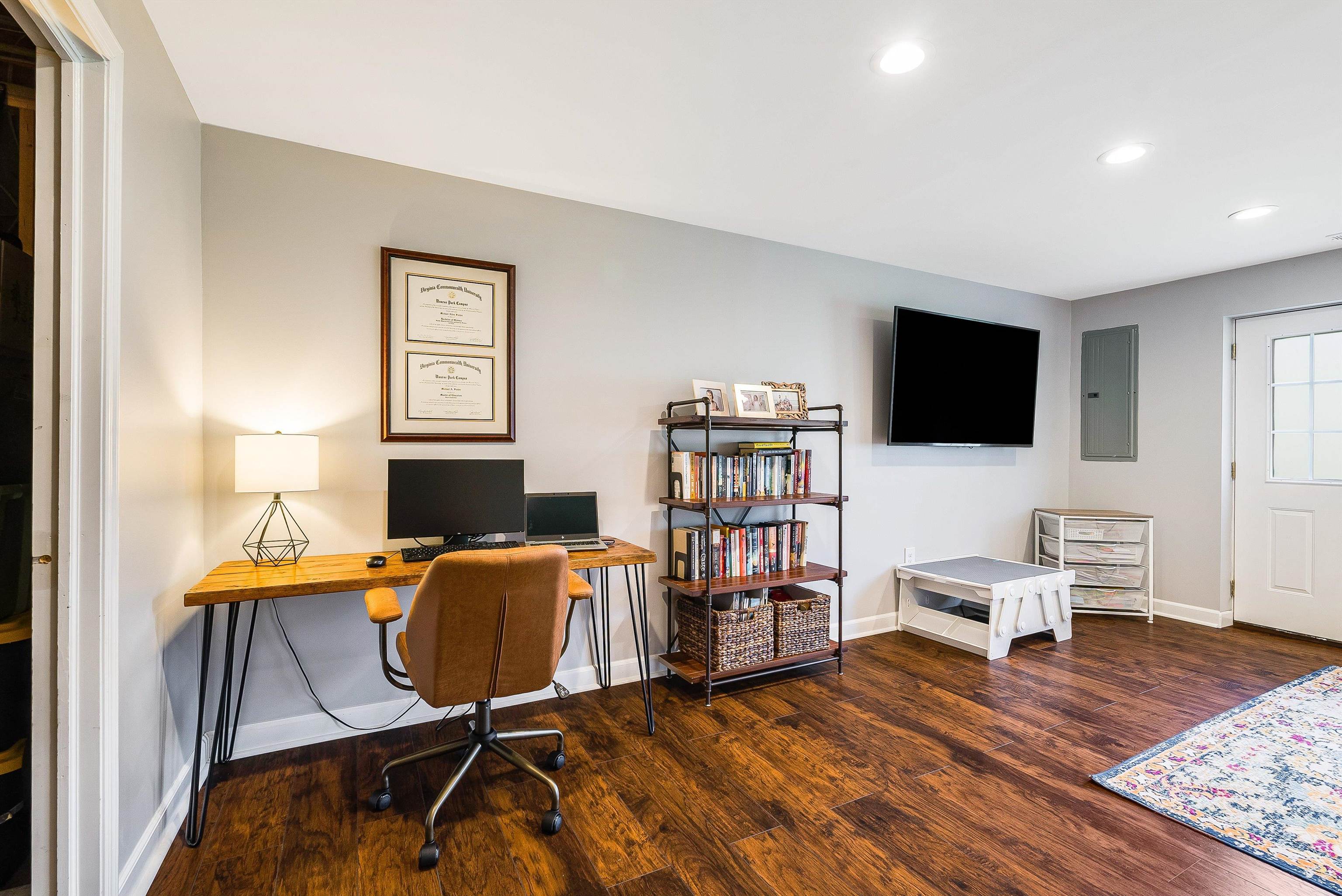 2881 TAYLOR SPRING LN