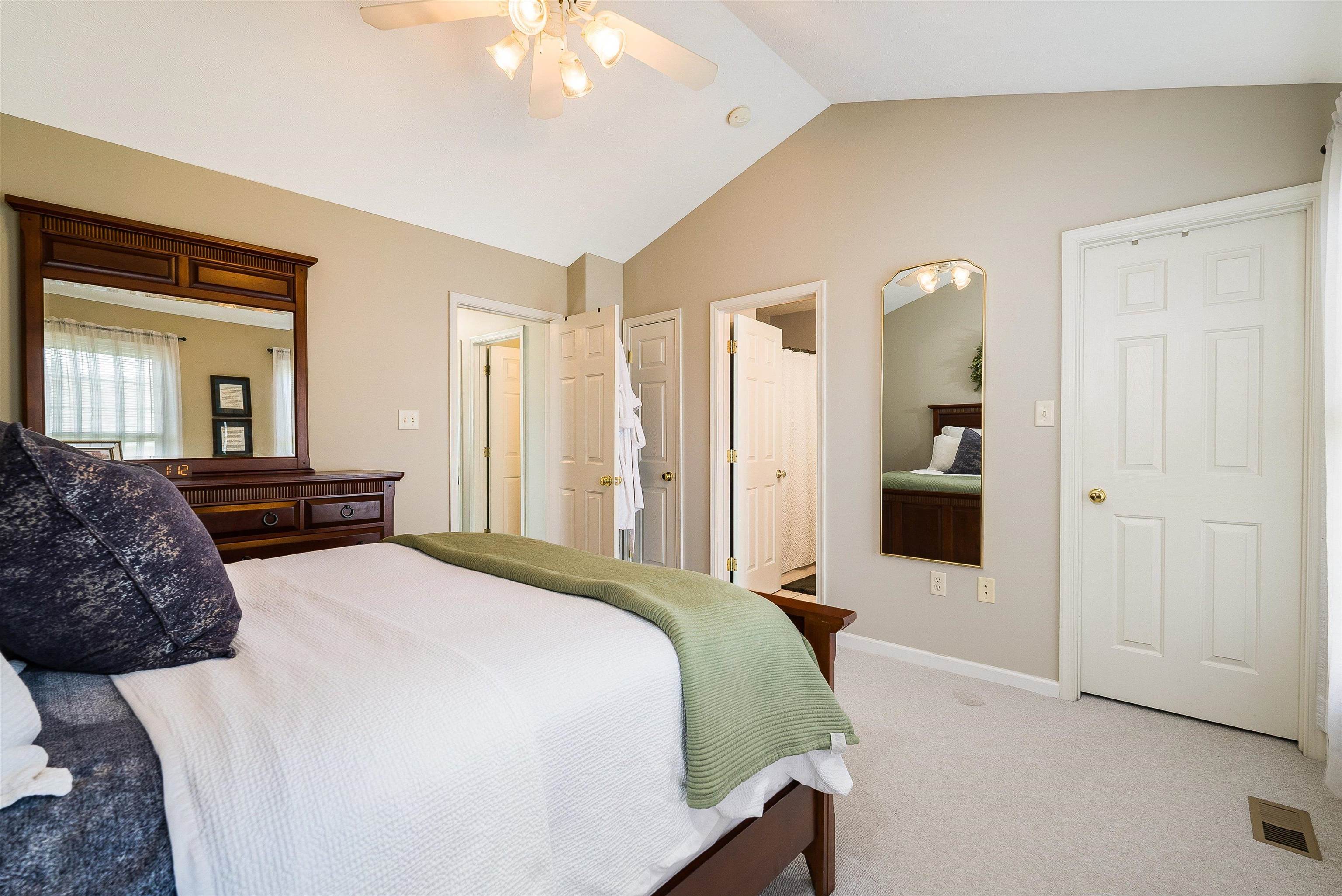 2881 TAYLOR SPRING LN