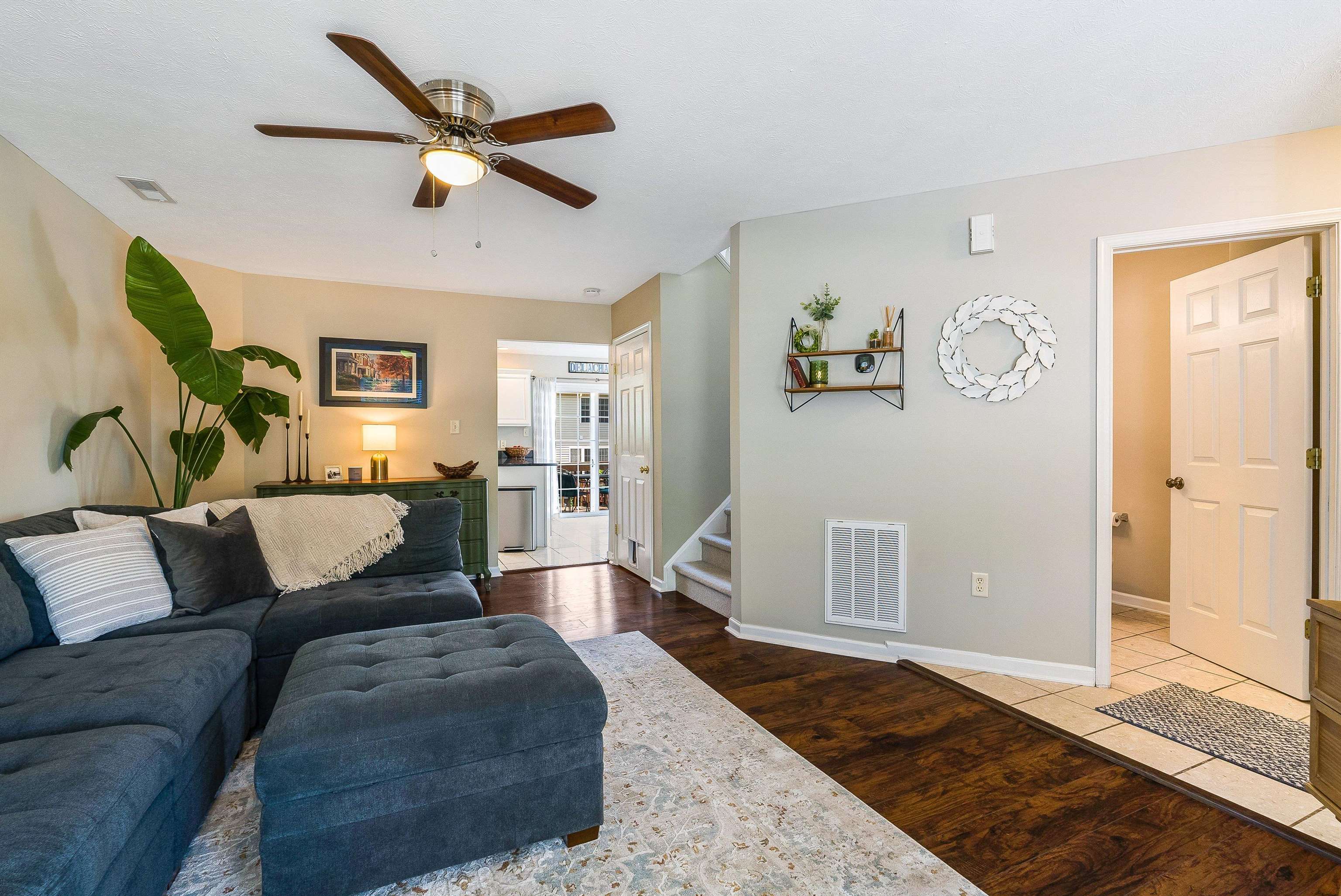 2881 TAYLOR SPRING LN