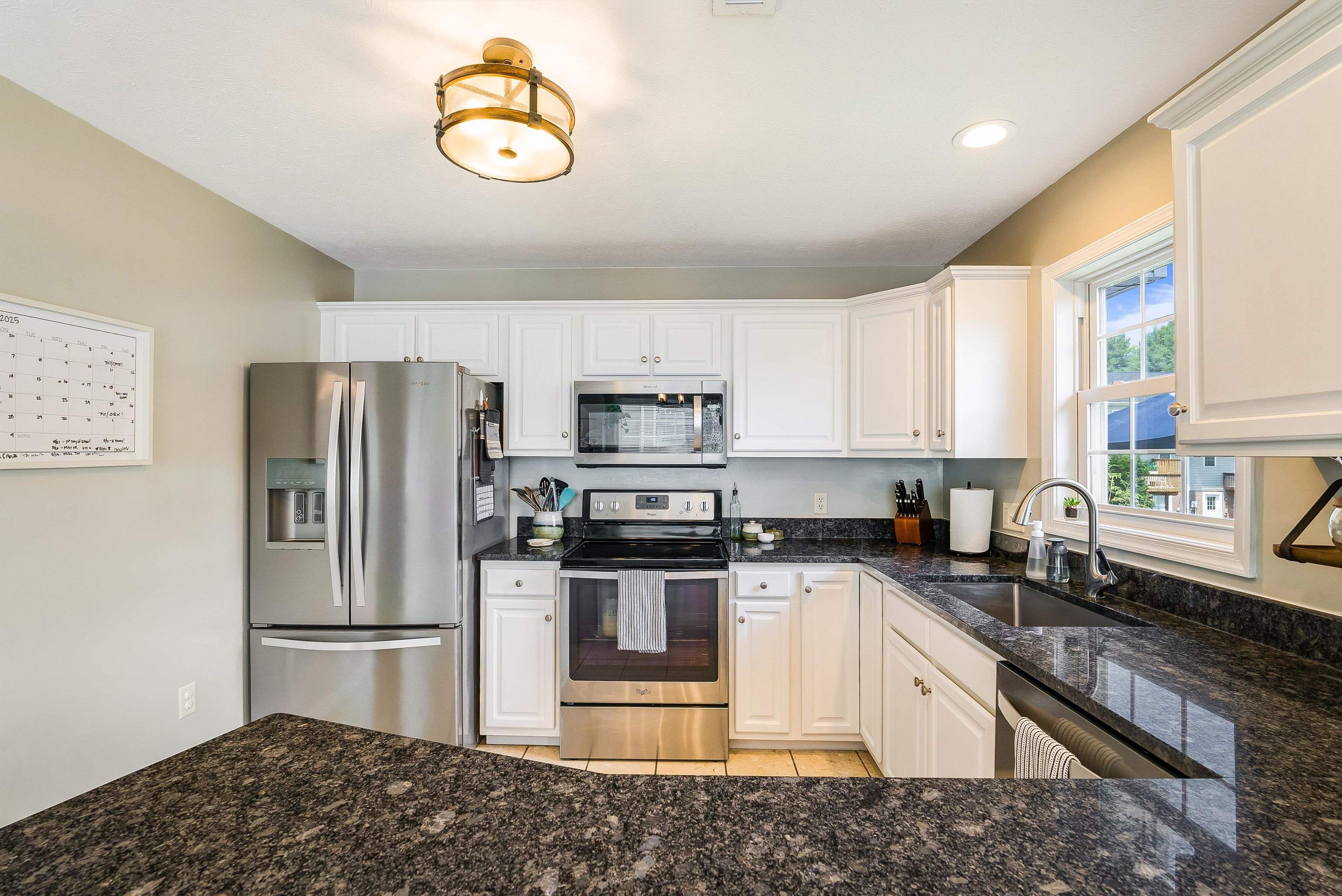 2881 TAYLOR SPRING LN