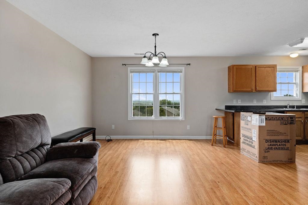 255 JERICHO RD