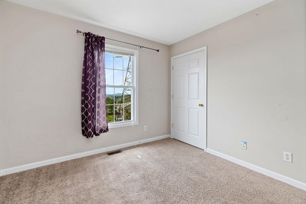 255 JERICHO RD