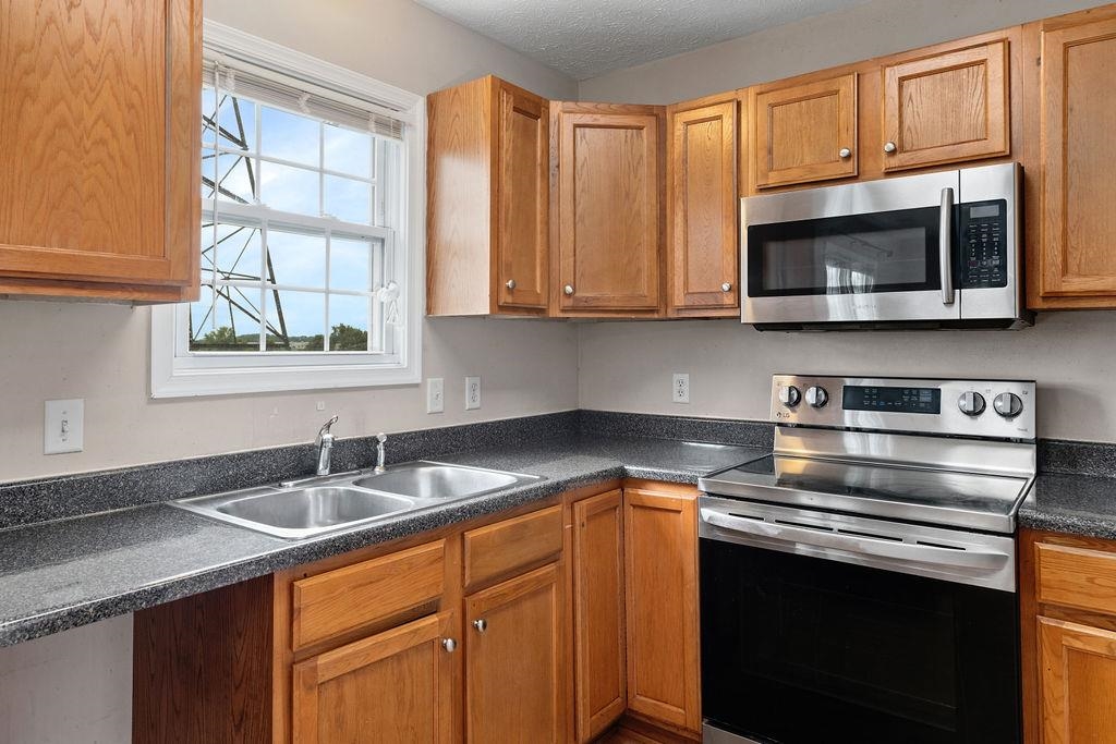 255 JERICHO RD