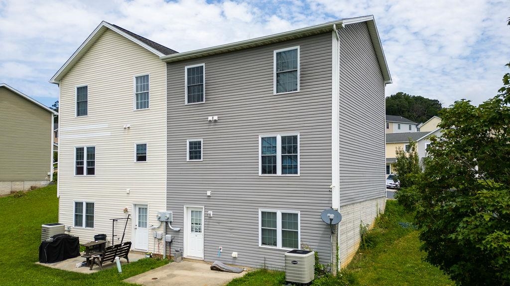 255 JERICHO RD