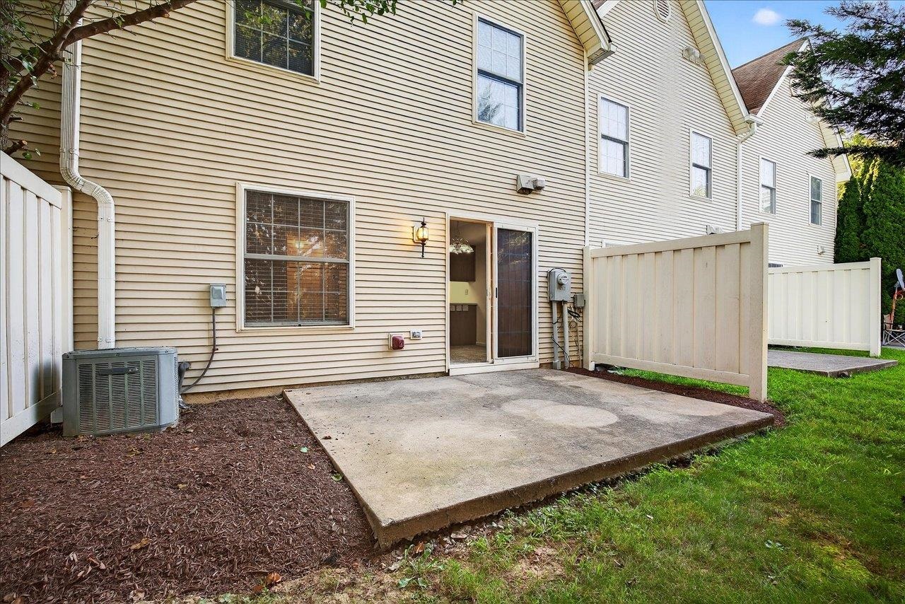 2455 TWIN GABLES CT Unit: 2455