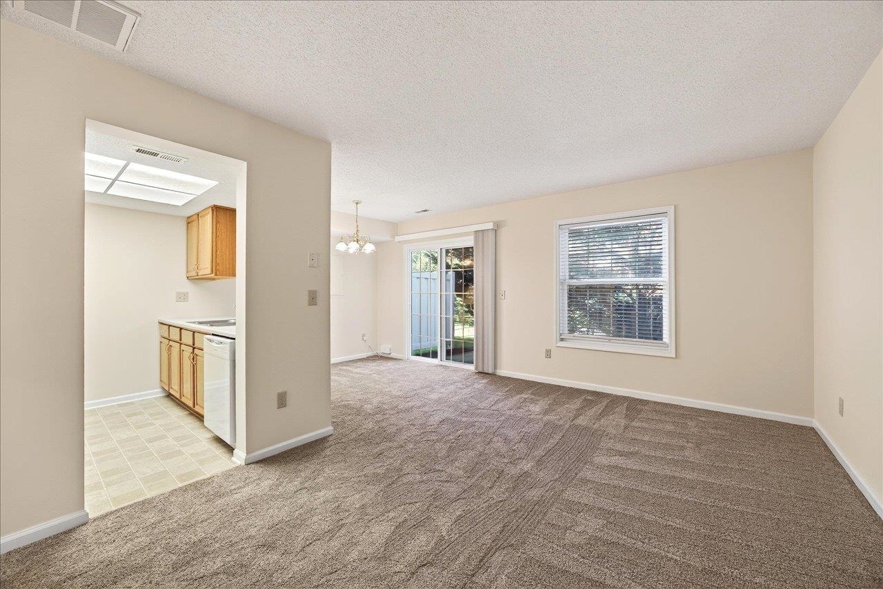 2455 TWIN GABLES CT Unit: 2455