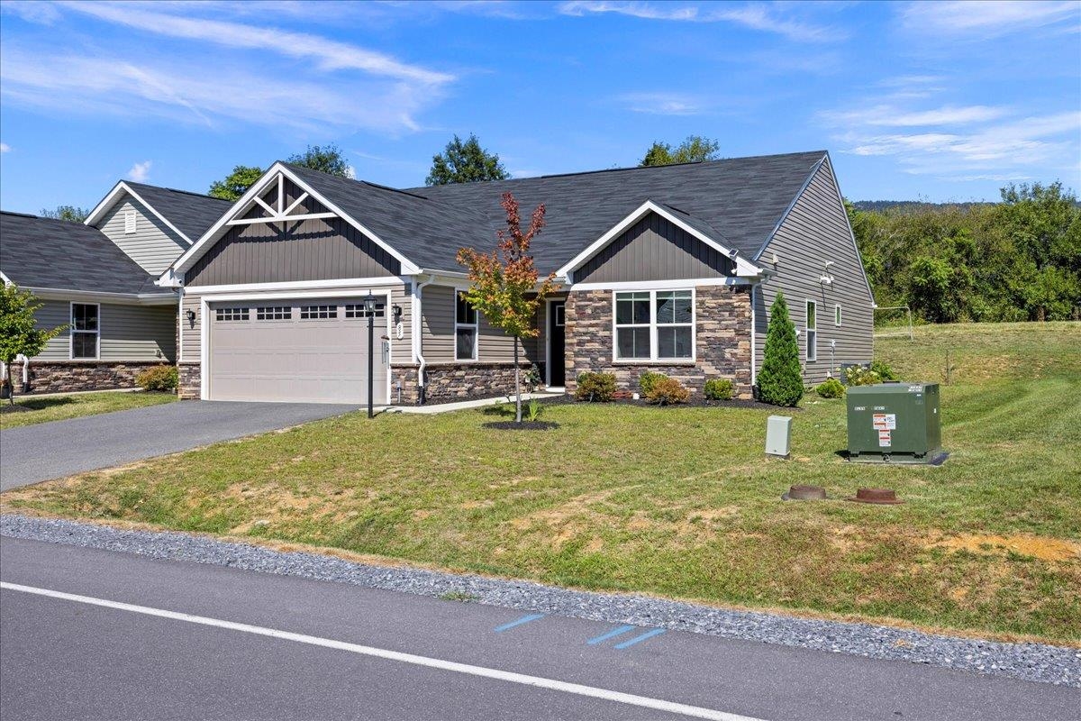 85 SOUTH PEAK DR