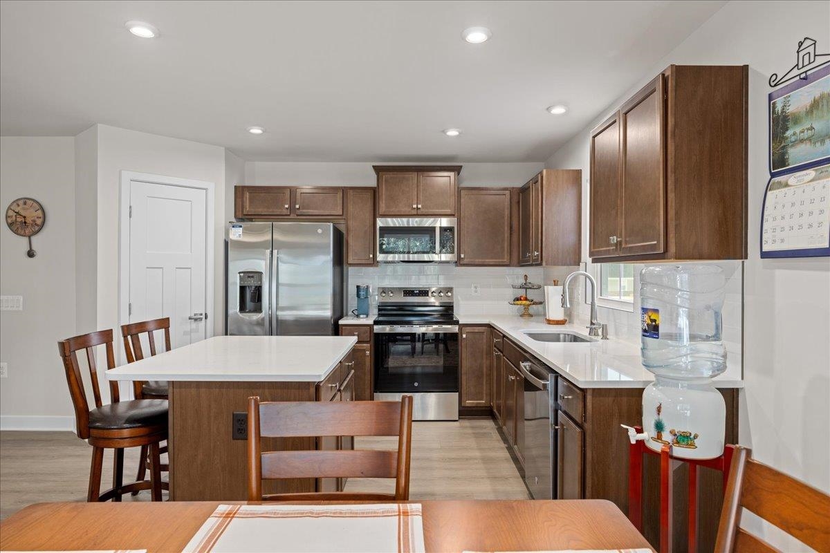 4025 MAYFIELD RD