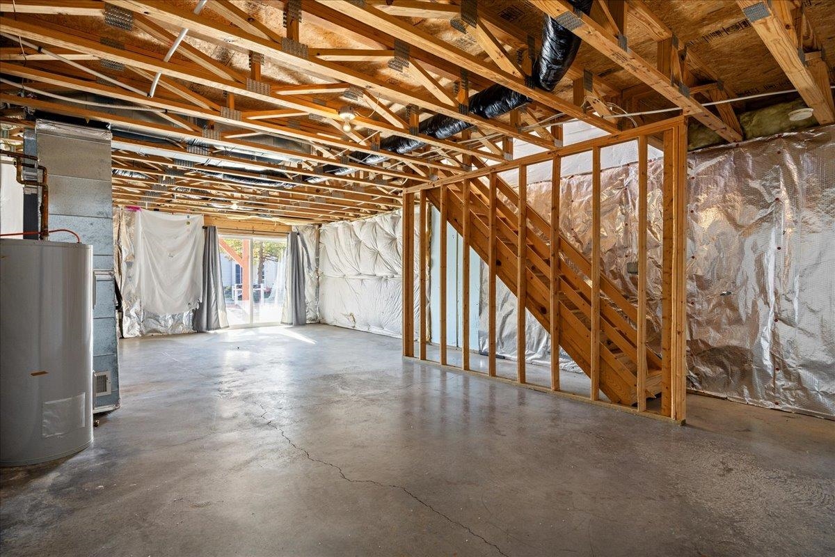 2387 KING ARTHURS CT