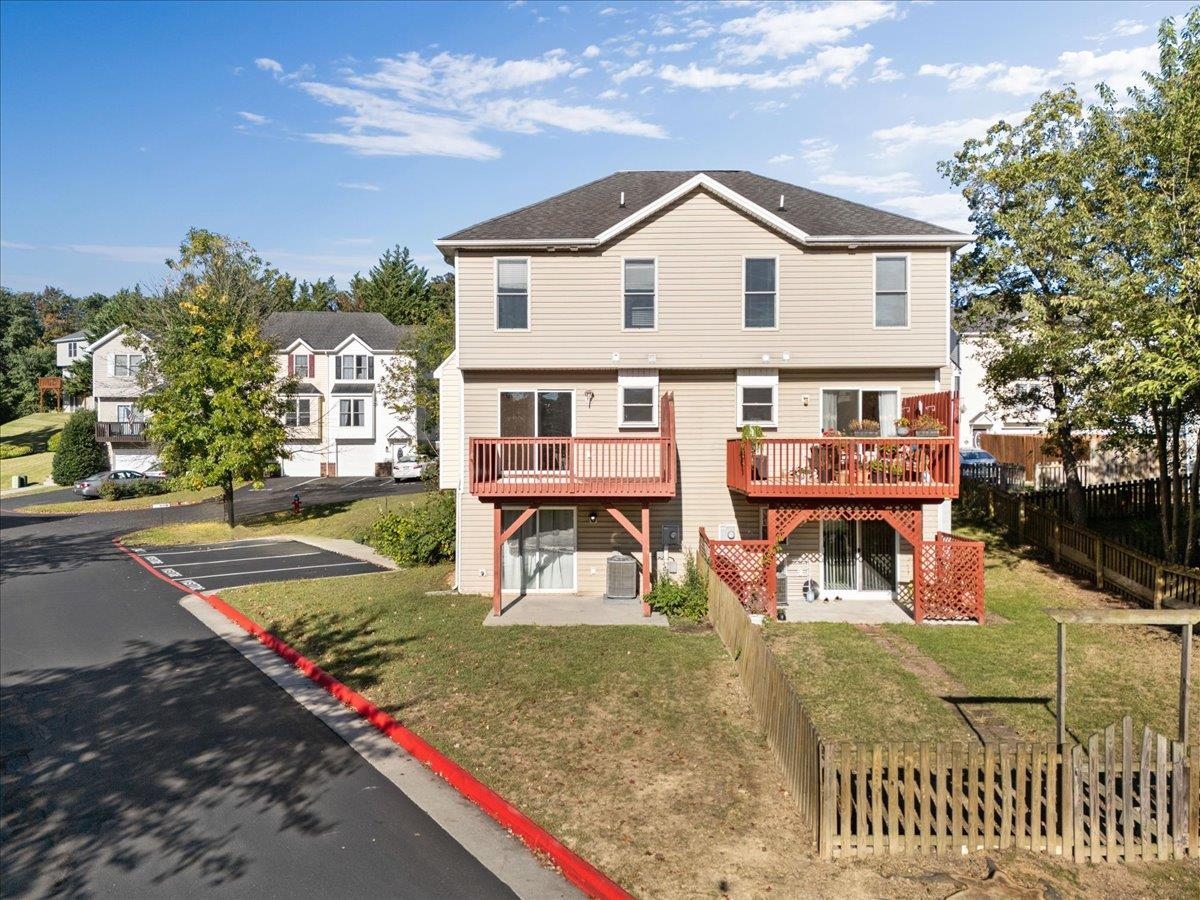 2387 KING ARTHURS CT