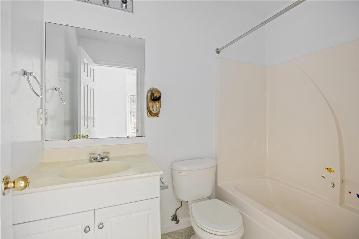 2387 KING ARTHURS CT