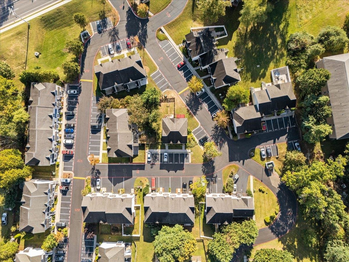 2387 KING ARTHURS CT